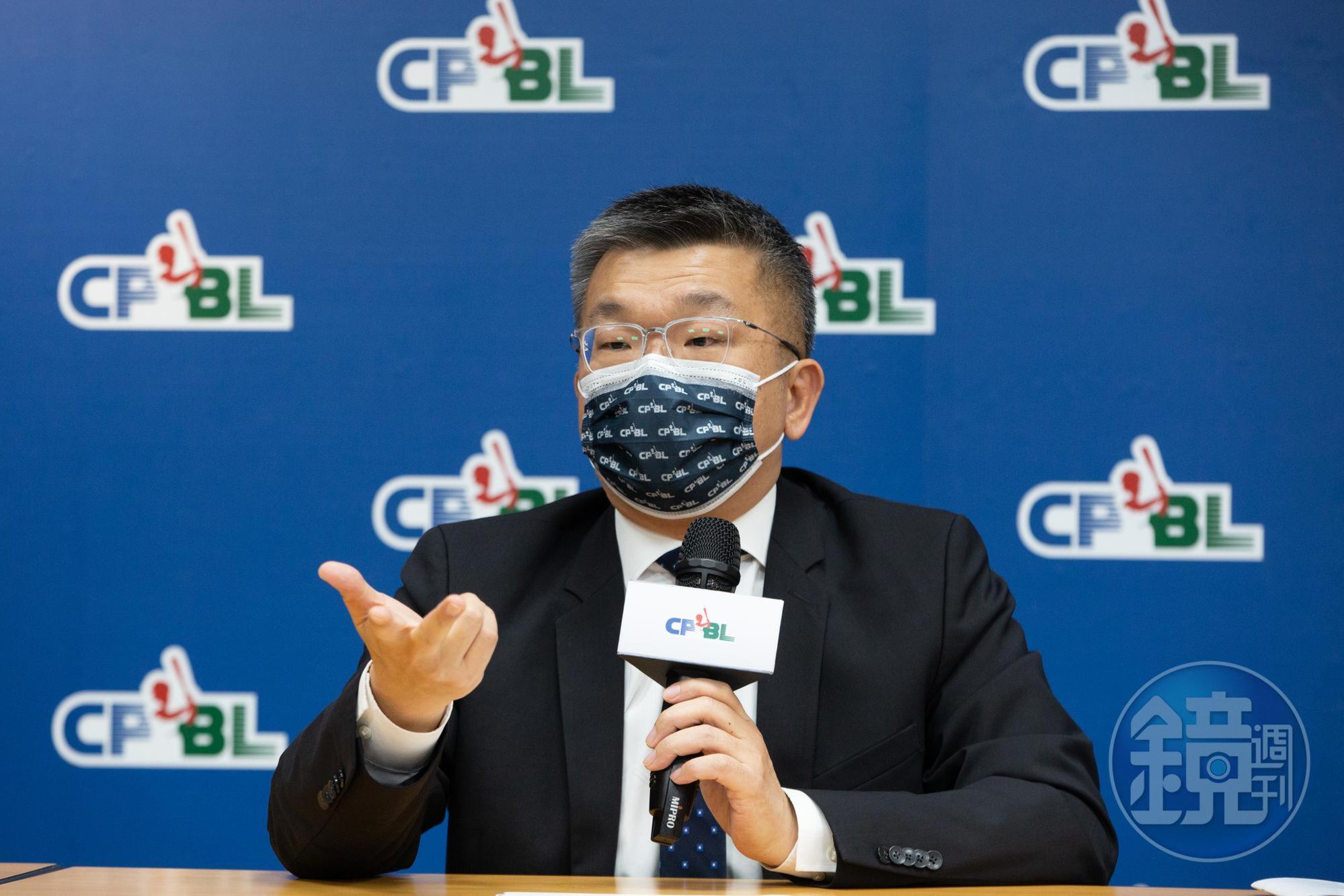 中職會長蔡其昌金在臉書發文，承諾聯盟會將球場審核標準建立一套制度。