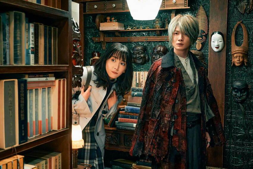 新垣結衣婚後首部作品《GHOSTBOOK妖怪圖鑑》由她與神木隆之介合演。（網路圖片）