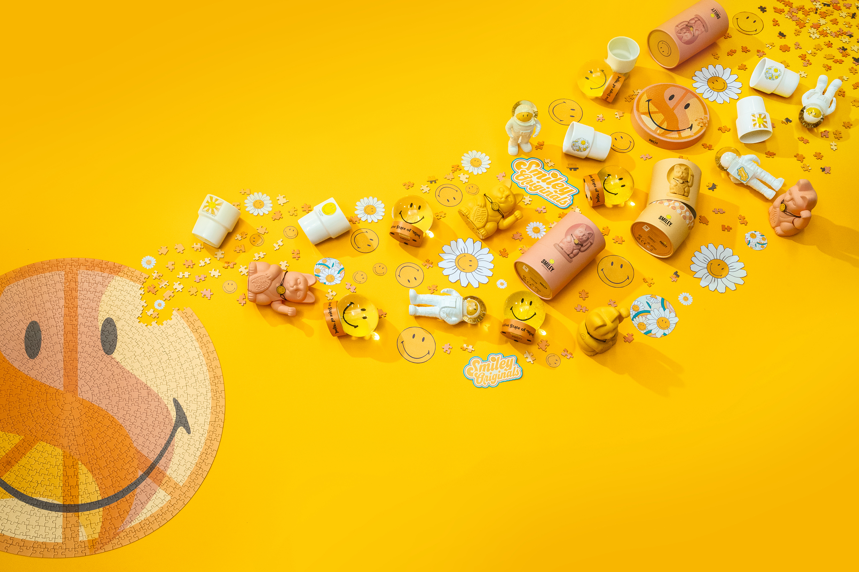 以招財貓聞名的的德國品牌DONKEY PRODUCTS找來過50歲生日的SMILEY，推出DONKEY PRODUCTS x SMILEY聯名系列。（ARTIFACTS提供）