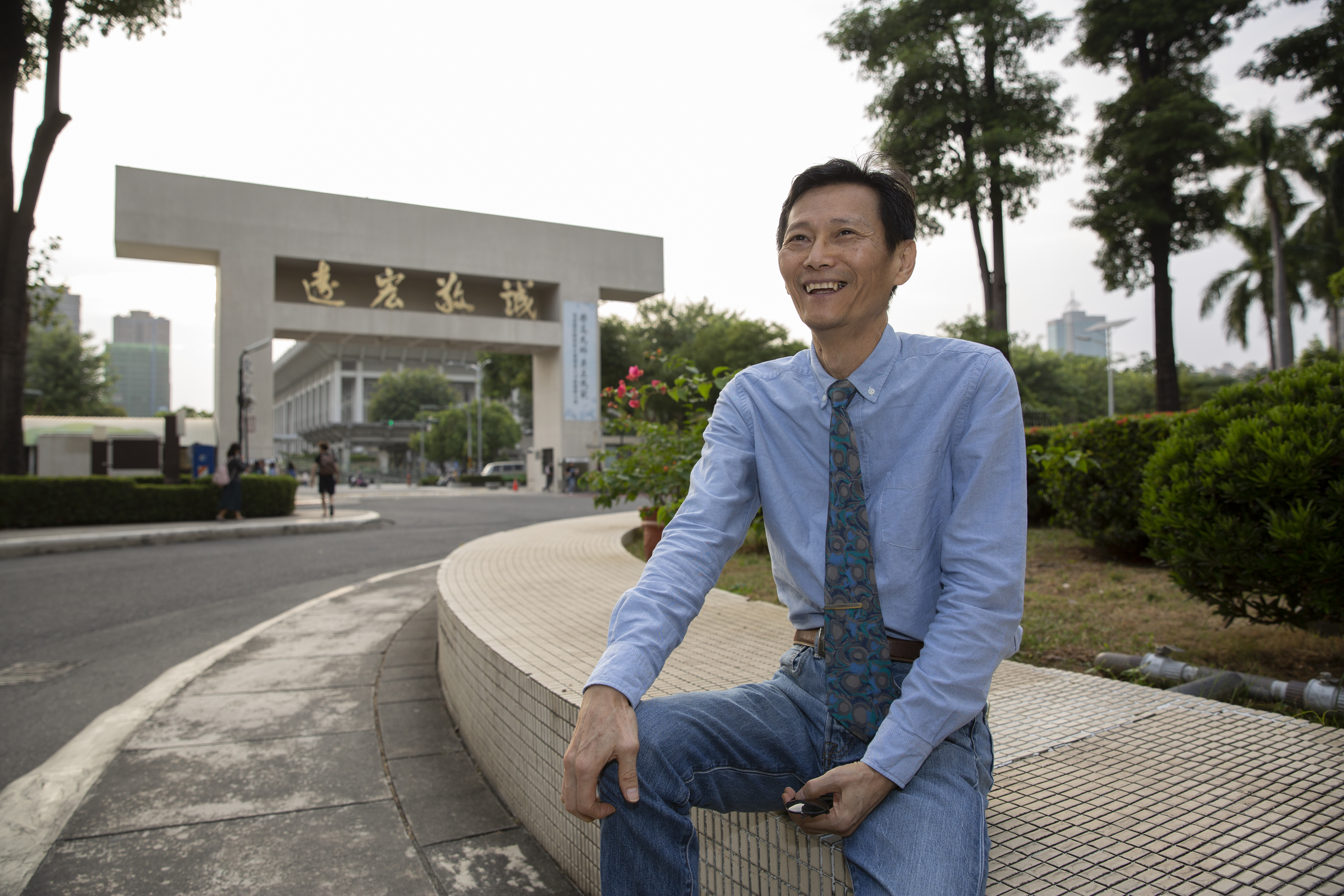 謝士英從股利政策角度衡量，認為今年入手聯電便宜價為40元以下。