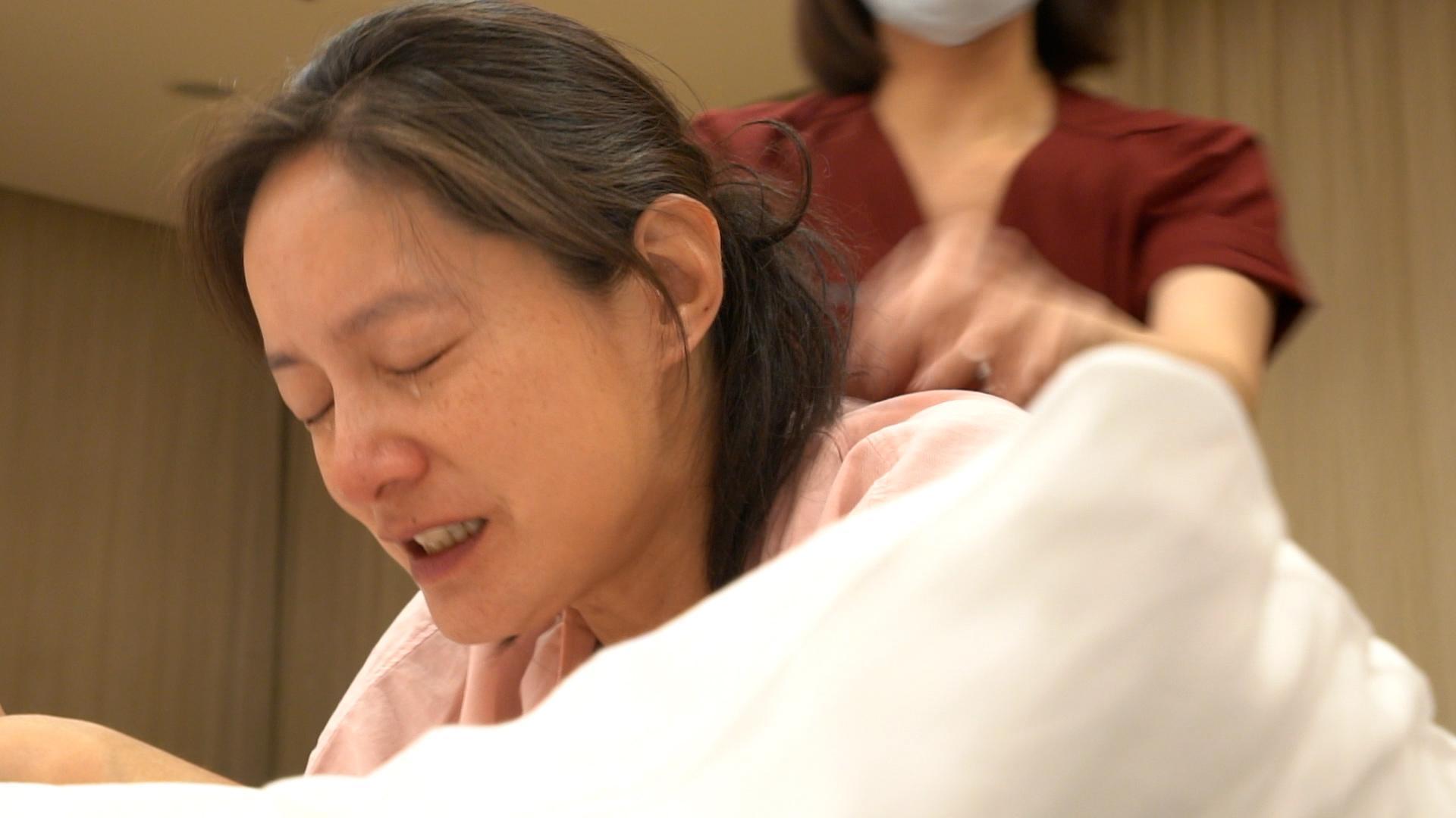 Janet決定拍下生產時的畫面，不得不佩服她勇氣驚人。（TLC旅遊生活頻道提供）