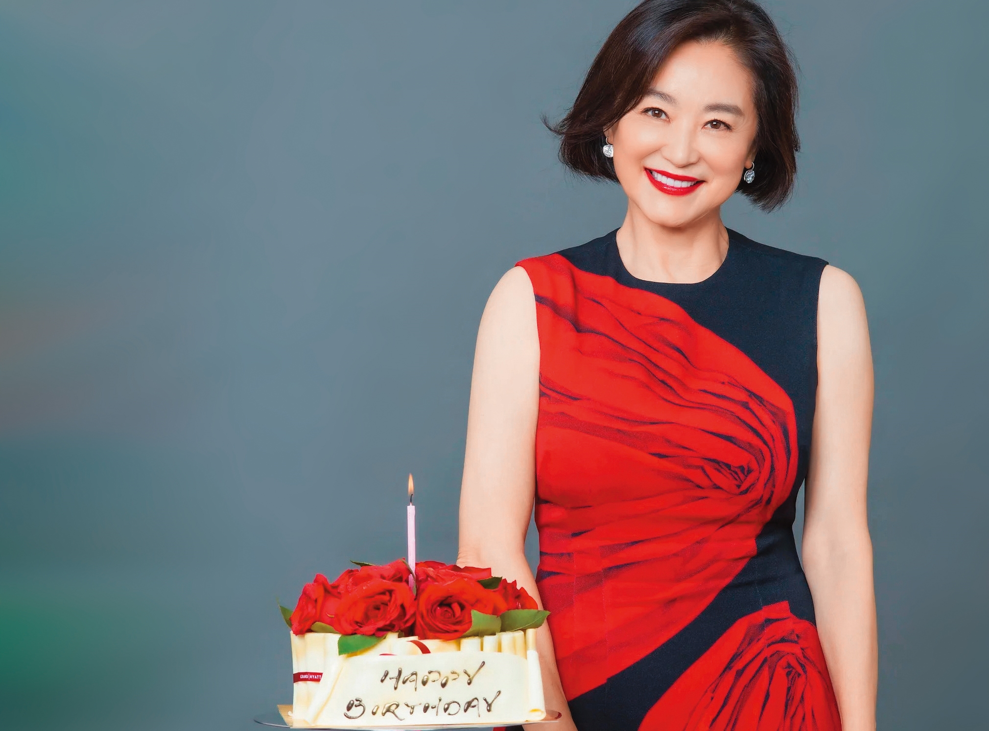 去年林青霞67歲生日，留下這幀減肥成功後的美麗照片。（翻攝自林青霞微博）