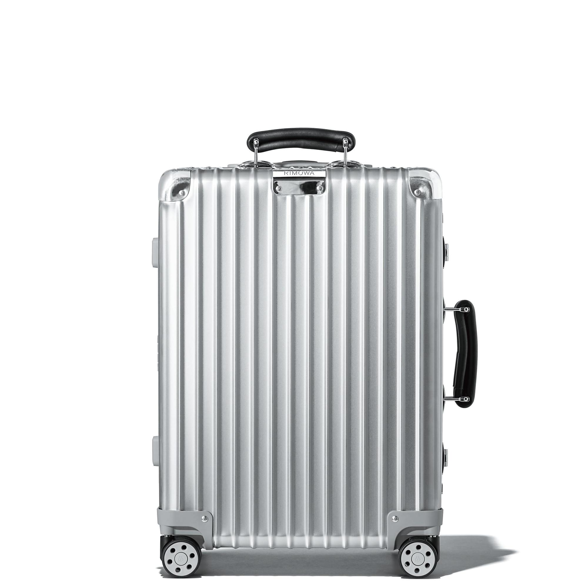 Classic Cabin Silver行李箱NT$41,500。(RIMOWA提供)