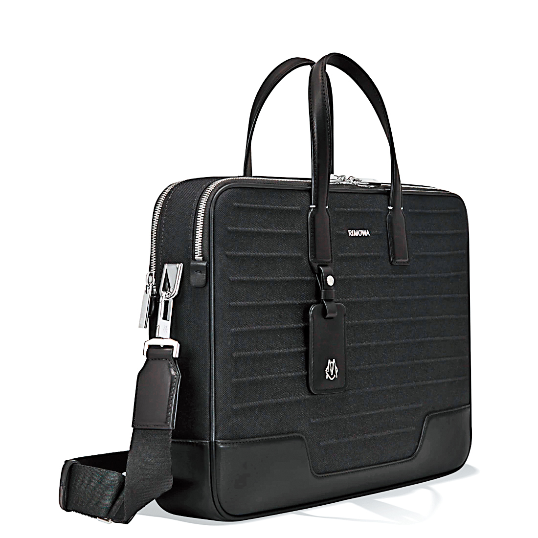 Never Still系列Briefcase黑色公事包NT$39,500。（RIMOWA提供）
