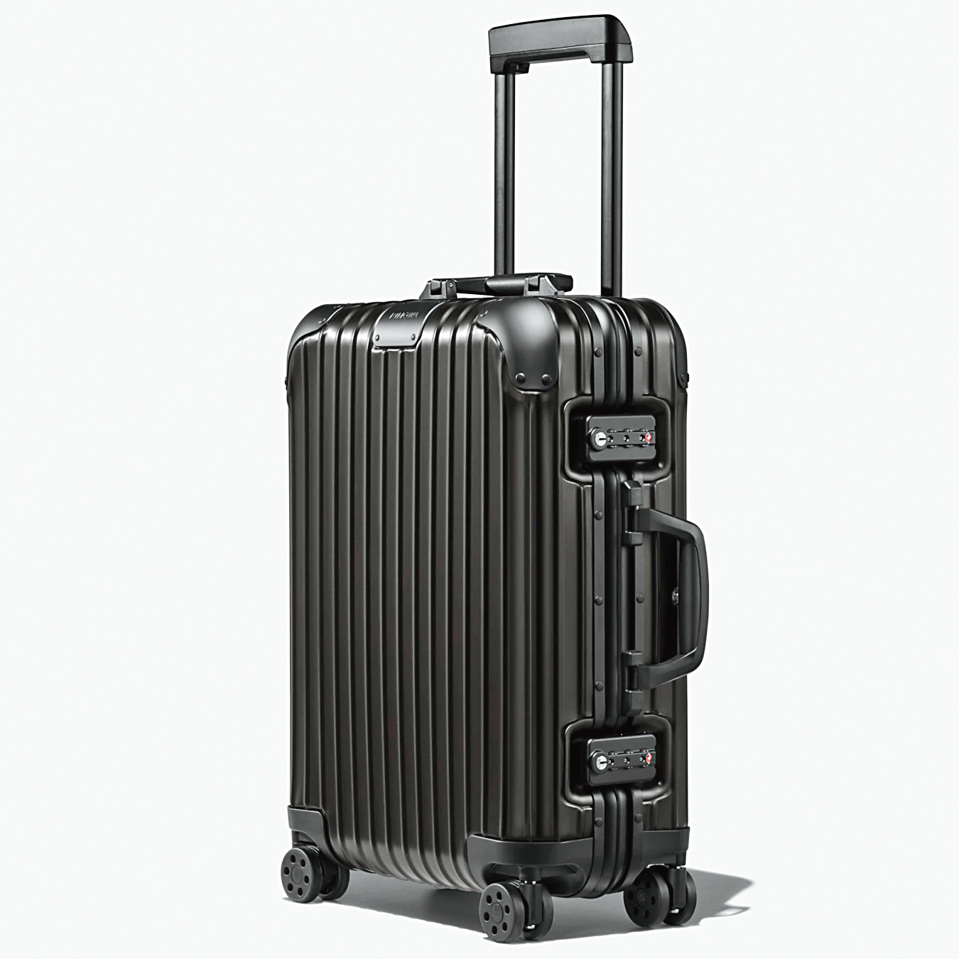 Original Cabin Black 行李箱NT$39,200。（RIMOWA提供）