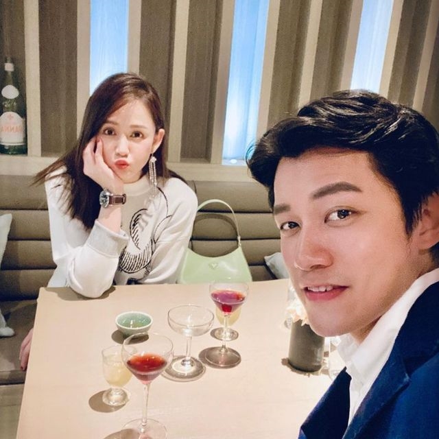 陳喬恩（左）婚後待在台灣過婚姻生活。（翻攝自陳喬恩IG）