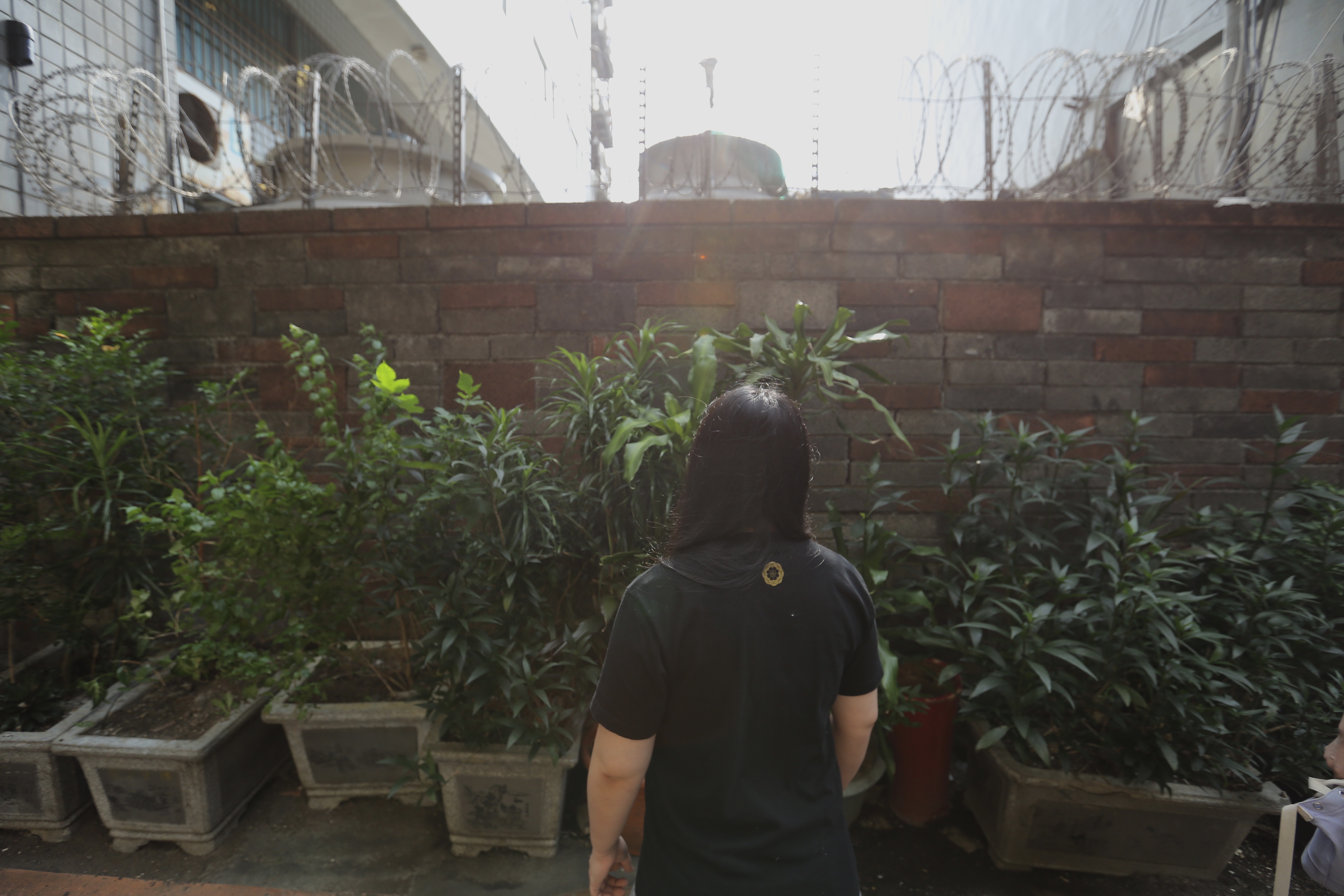 今年7月底，Absent再度受訪，她說身心都比剛到台灣時更差，但仍不打算離開台灣。（翁睿坤攝）