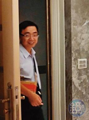 廖美玲的丈夫江榮宗因詐欺、違反《銀行法》等罪嫌,今年7月遭聲押獲准。(讀者提供)
