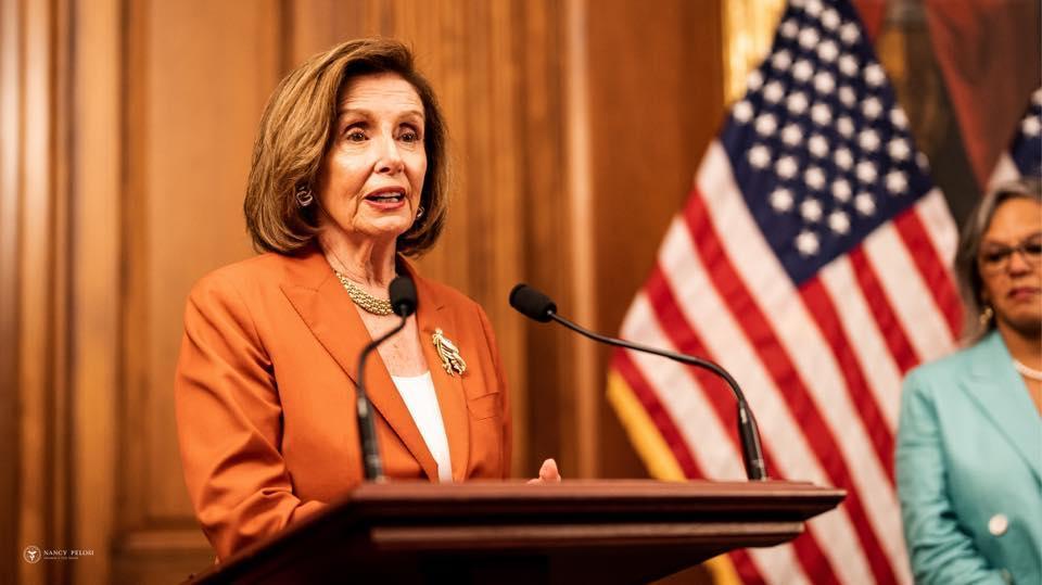 美國聯邦眾議院議長裴洛西，預計今晚10點20分將抵台。（翻攝自House Speaker Nancy Pelosi臉書）