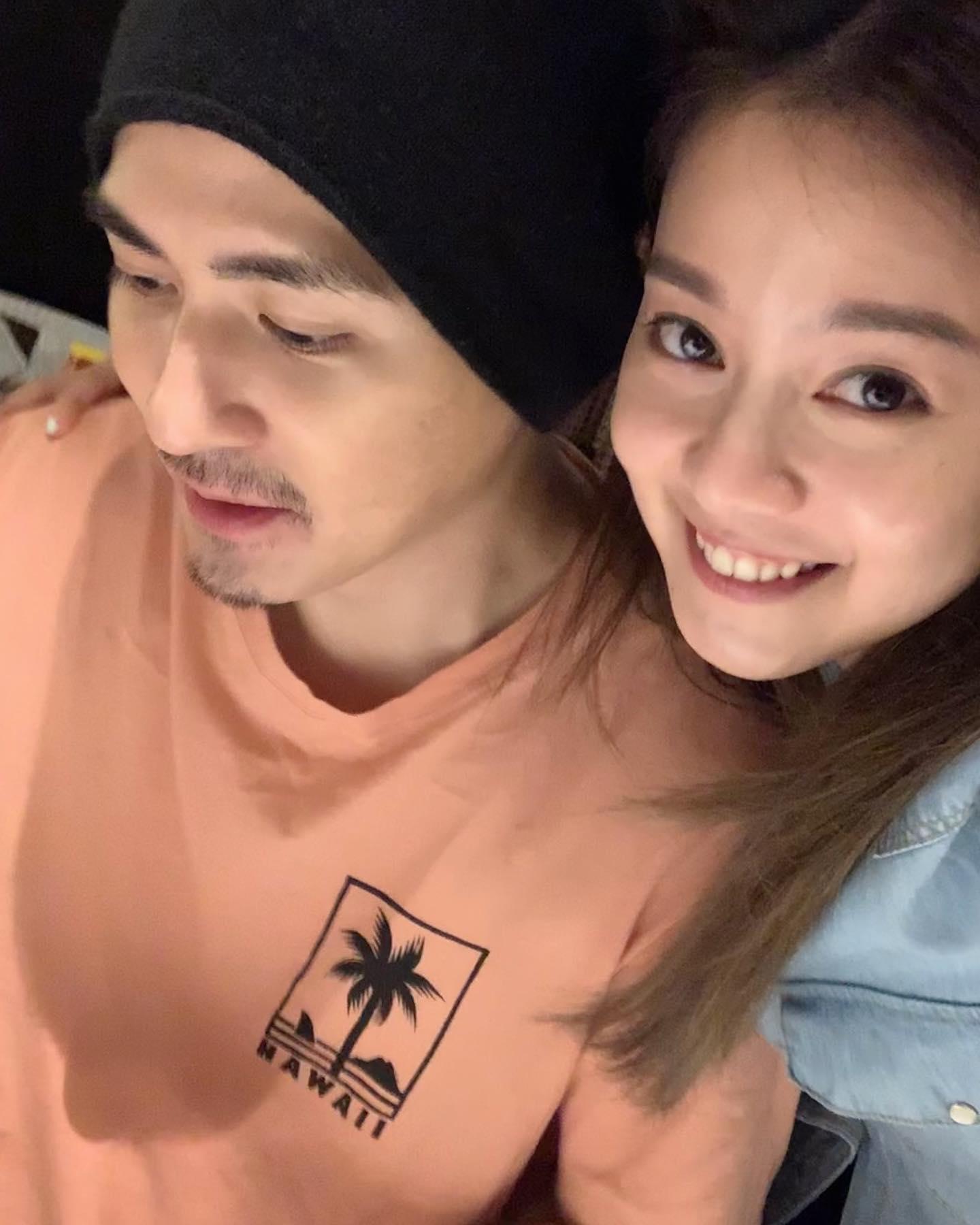 喻虹淵婚後七年臉書只有兩次老公照片，謹守低調本分。（翻攝自喻虹淵臉書）