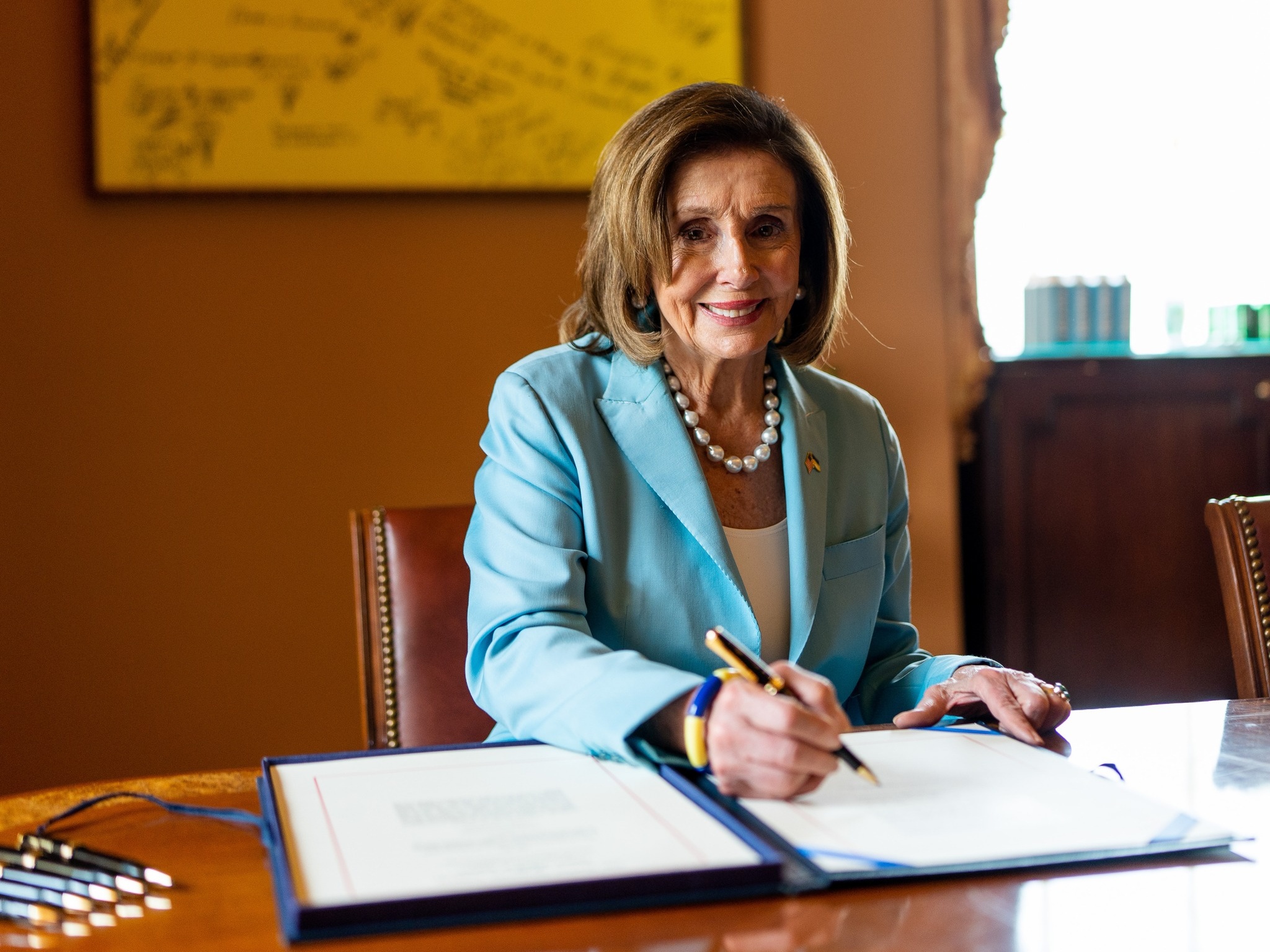 美國眾議院議長裴洛西傳將於明晚10點半抵台，並入住信義區君悅酒店。（翻攝自Nancy Pelosi臉書）