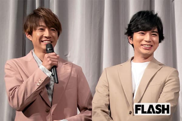 相葉雅紀證實即將當爸之際，松本潤確診。（翻攝《FLASH》）