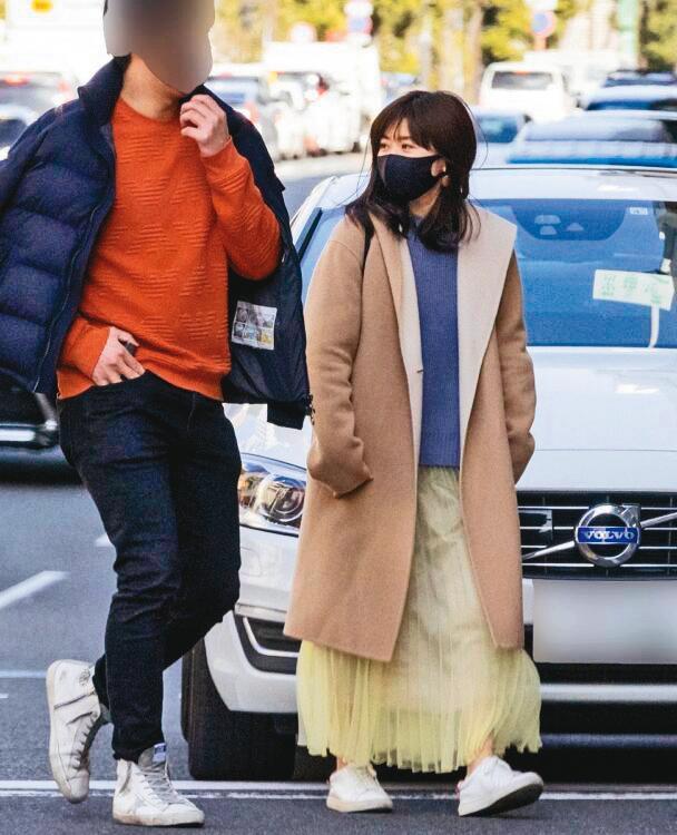 福原愛(右)離婚後無縫接軌的新歡學弟(左),原本也是人夫,於是兩人談戀愛被對方原本的正宮控訴搶人老公,還被當地媒體抓包謊話連篇。(翻攝自女性SEVEN官網)