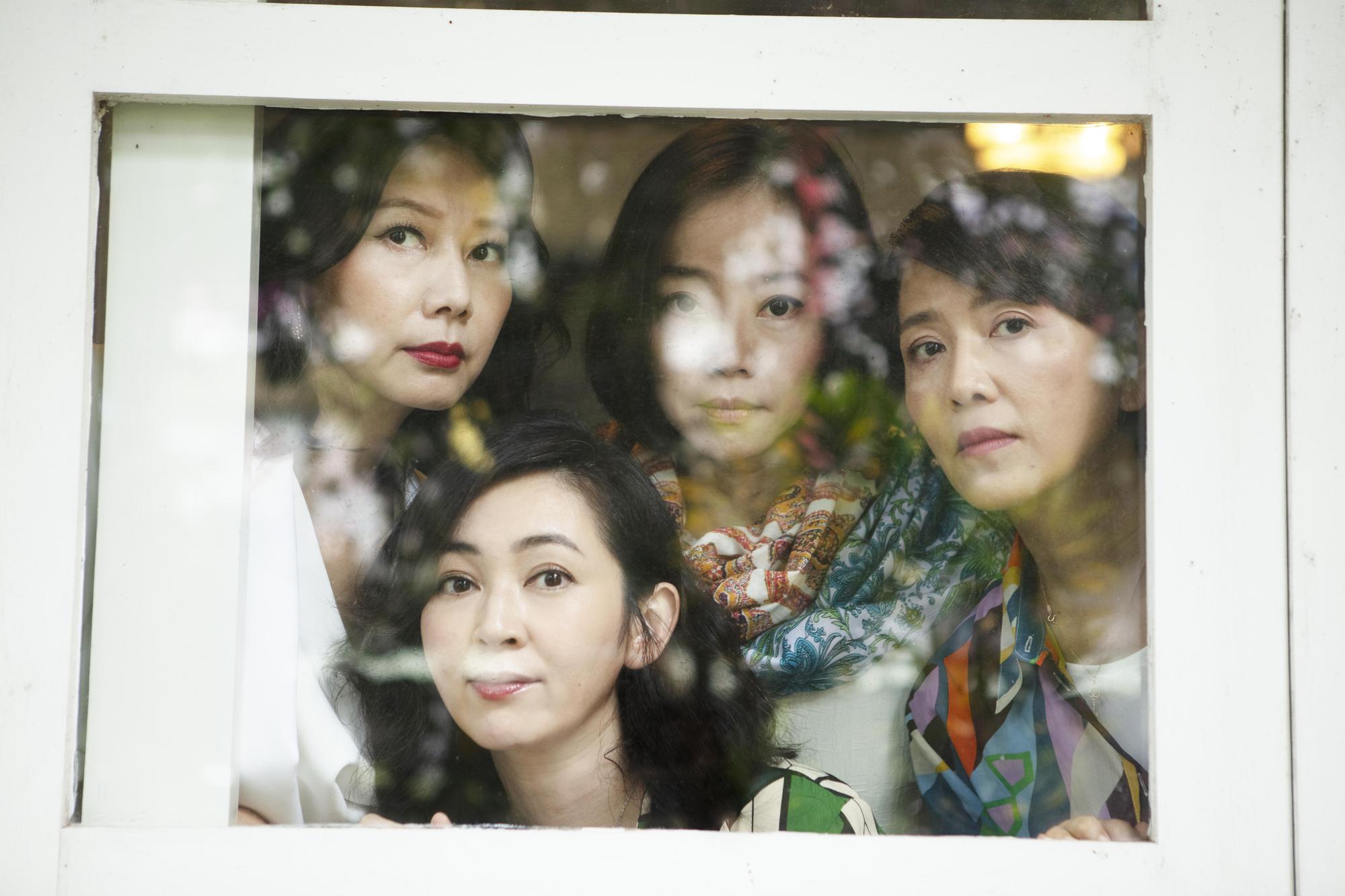 丁寧(左起)、蔡燦得、范瑞君、謝汶錡主演舞台劇《四姊妹》。(故事工廠提供)