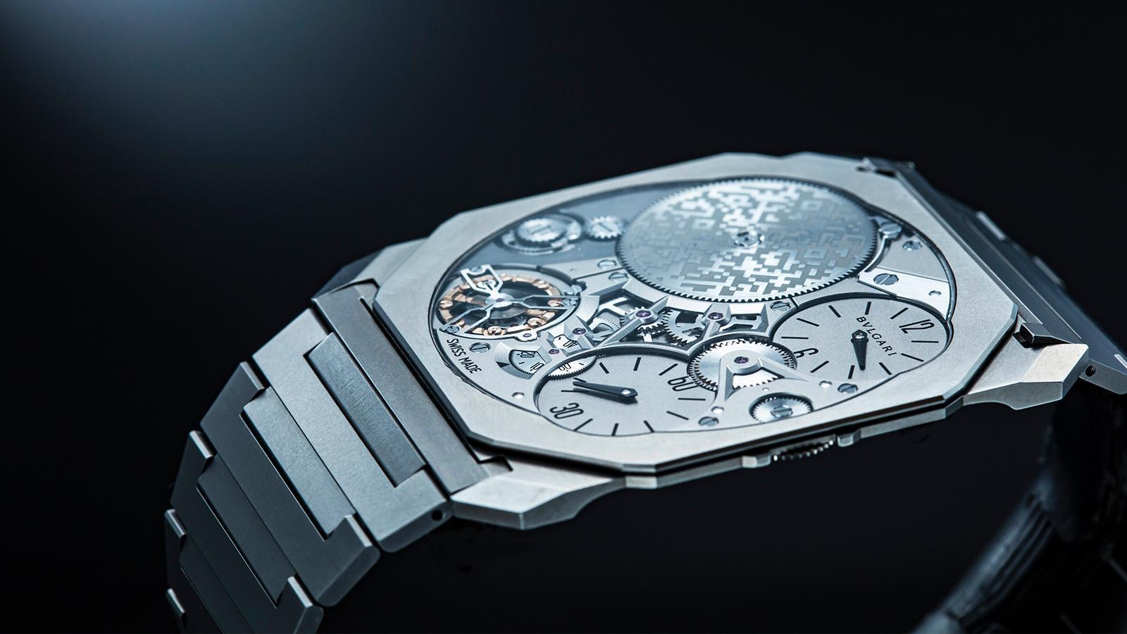 BVLGARI Octo Finissimo Ultra｜錶徑40mm／噴砂鈦金屬材質／時、分、小秒指示／BVL 180手上鍊機芯／防水10米／定價約NT$12,550,000（全球限量10支）