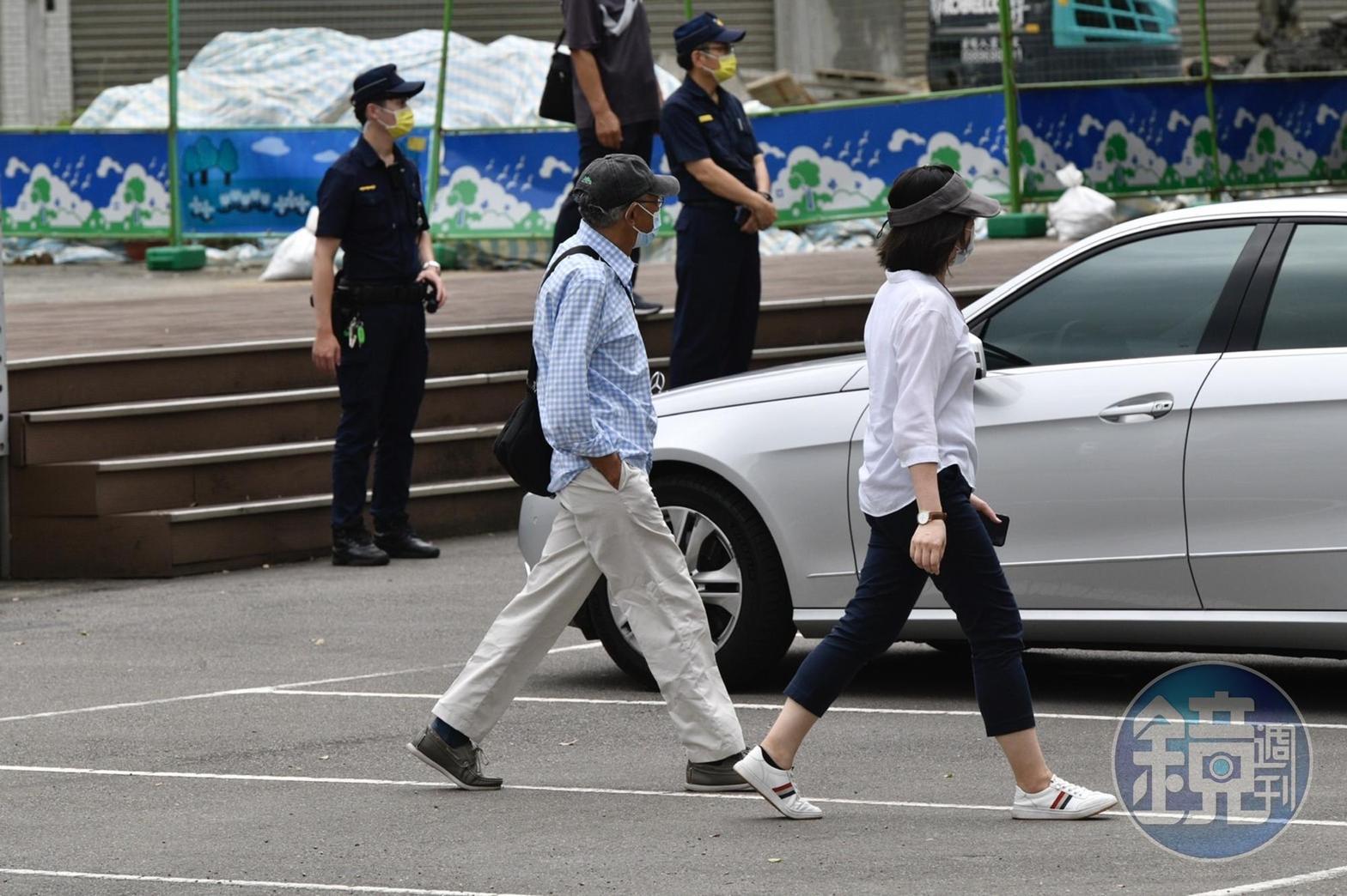 銅鑼灣書店老闆林榮基也抵達現場。