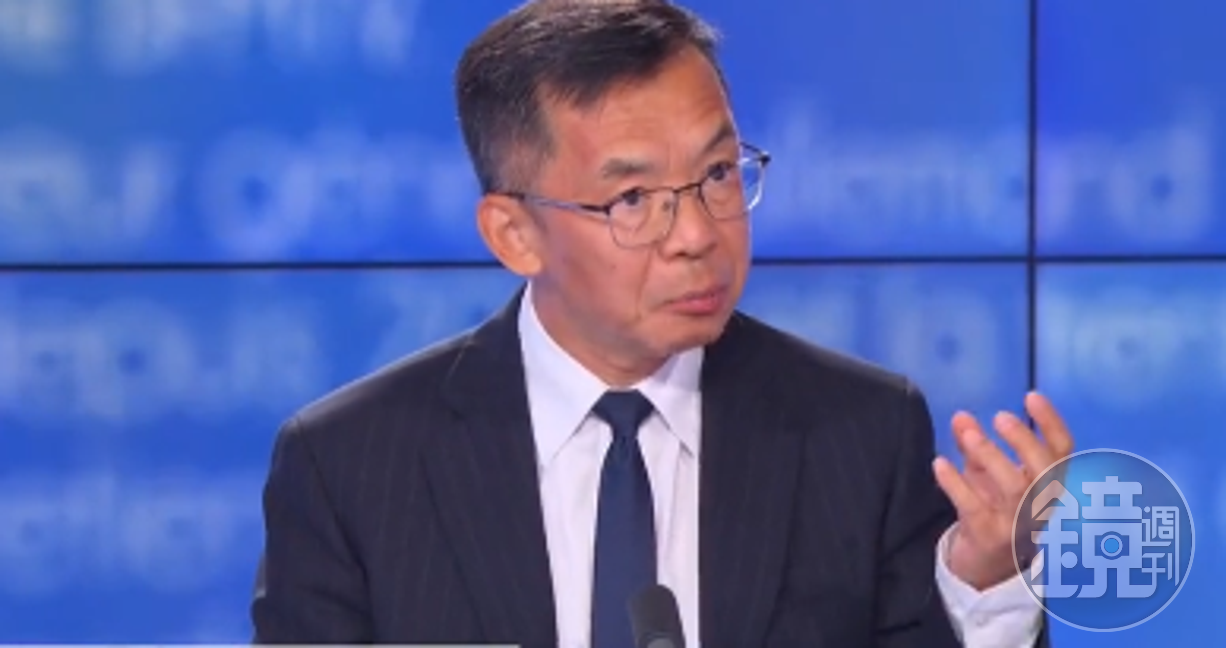 中國駐法大使在節目上狂妄表示，統一台灣後將對台灣人民進行「再教育」。（翻攝推特）
