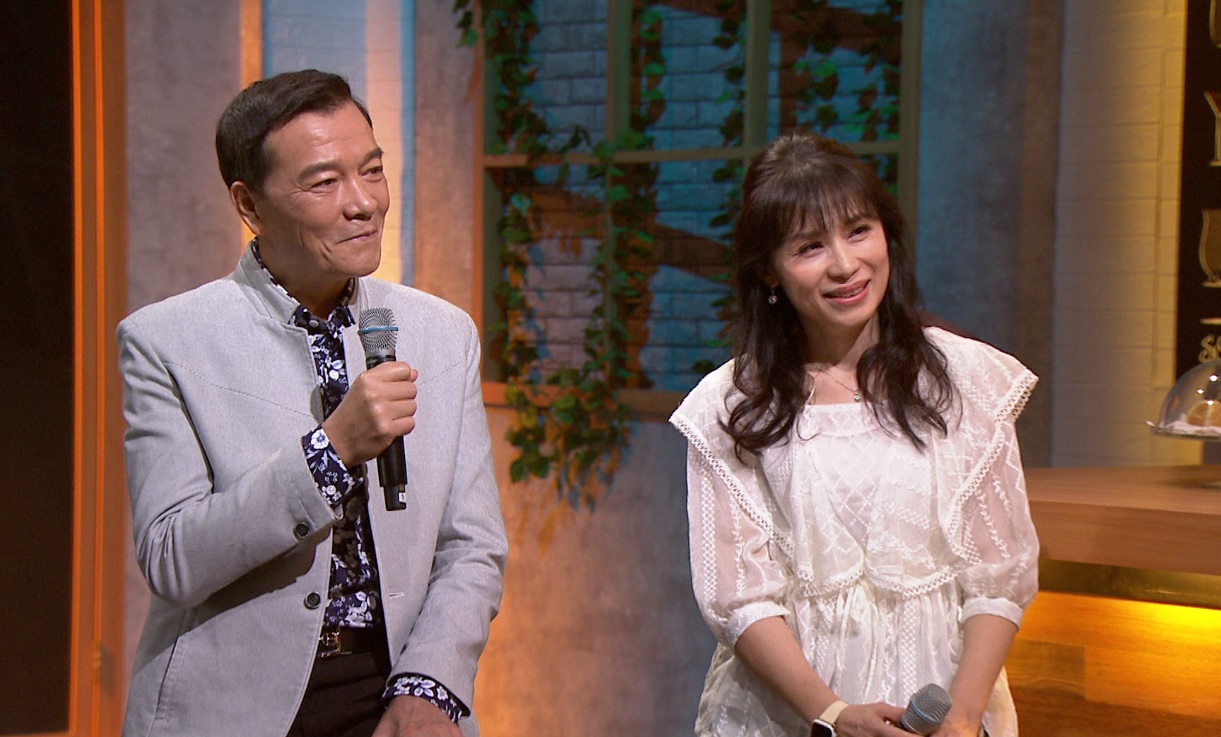 周子寒原是唱片公司宣傳，因緣際會下出道爆紅。（年代提供）