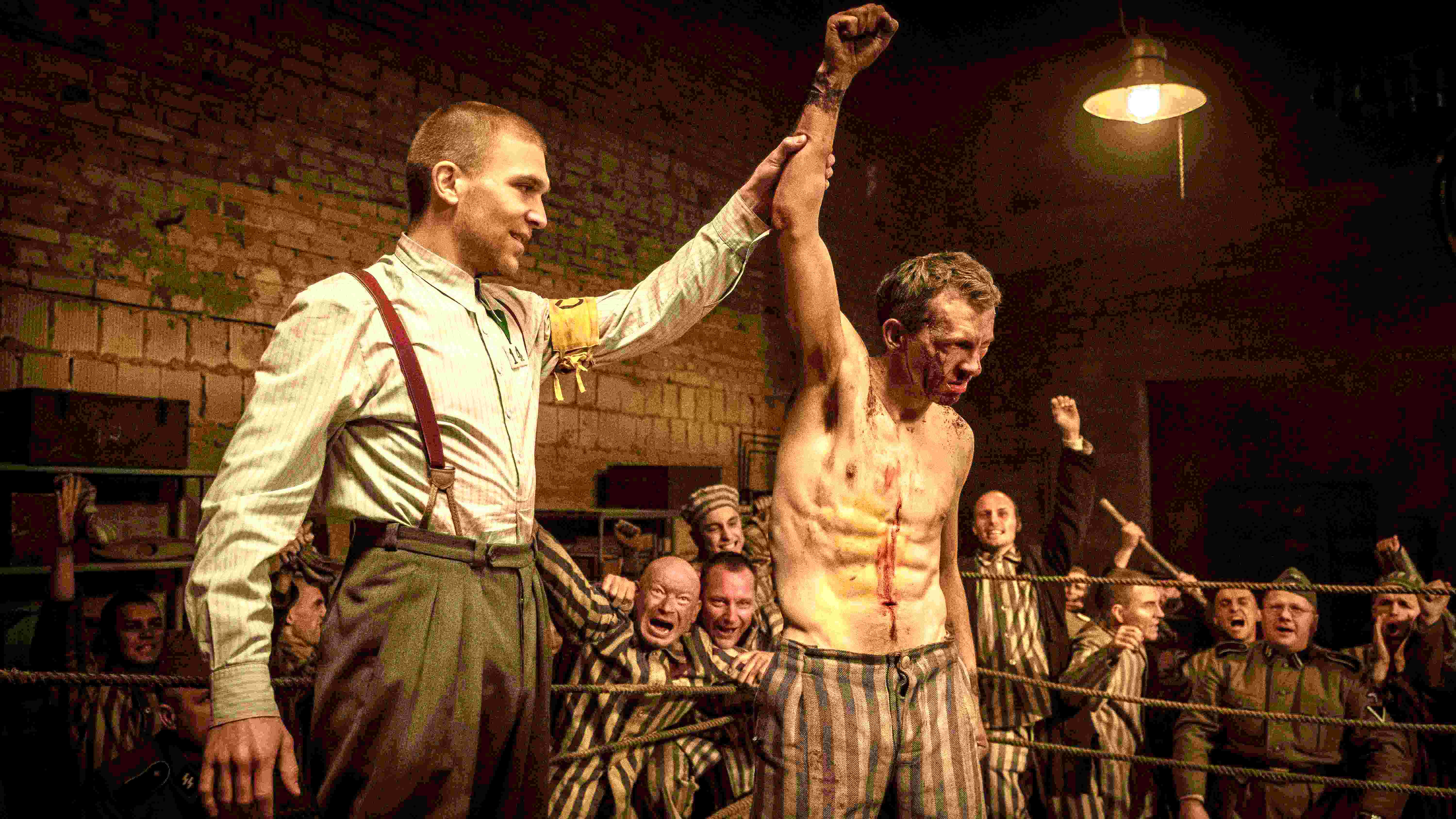 波蘭拳王擊敗德國搏擊冠軍的場景振奮了波蘭人。(海鵬)