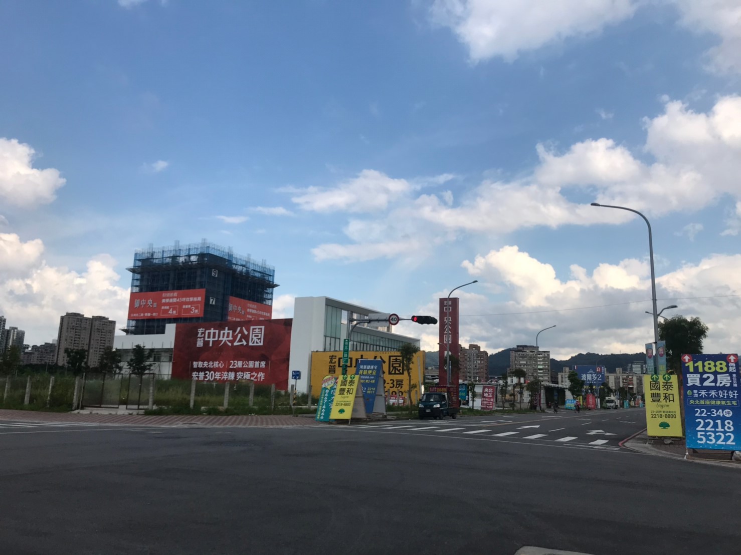 新店央北重劃區內的「宏盛心中央」異軍突起，勇奪新北豪宅一哥寶座。（台灣房屋提供）