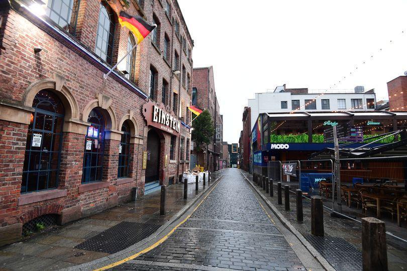 事發地點是熱鬧的酒吧餐廳區。(翻自liverpoolecho.co.uk)