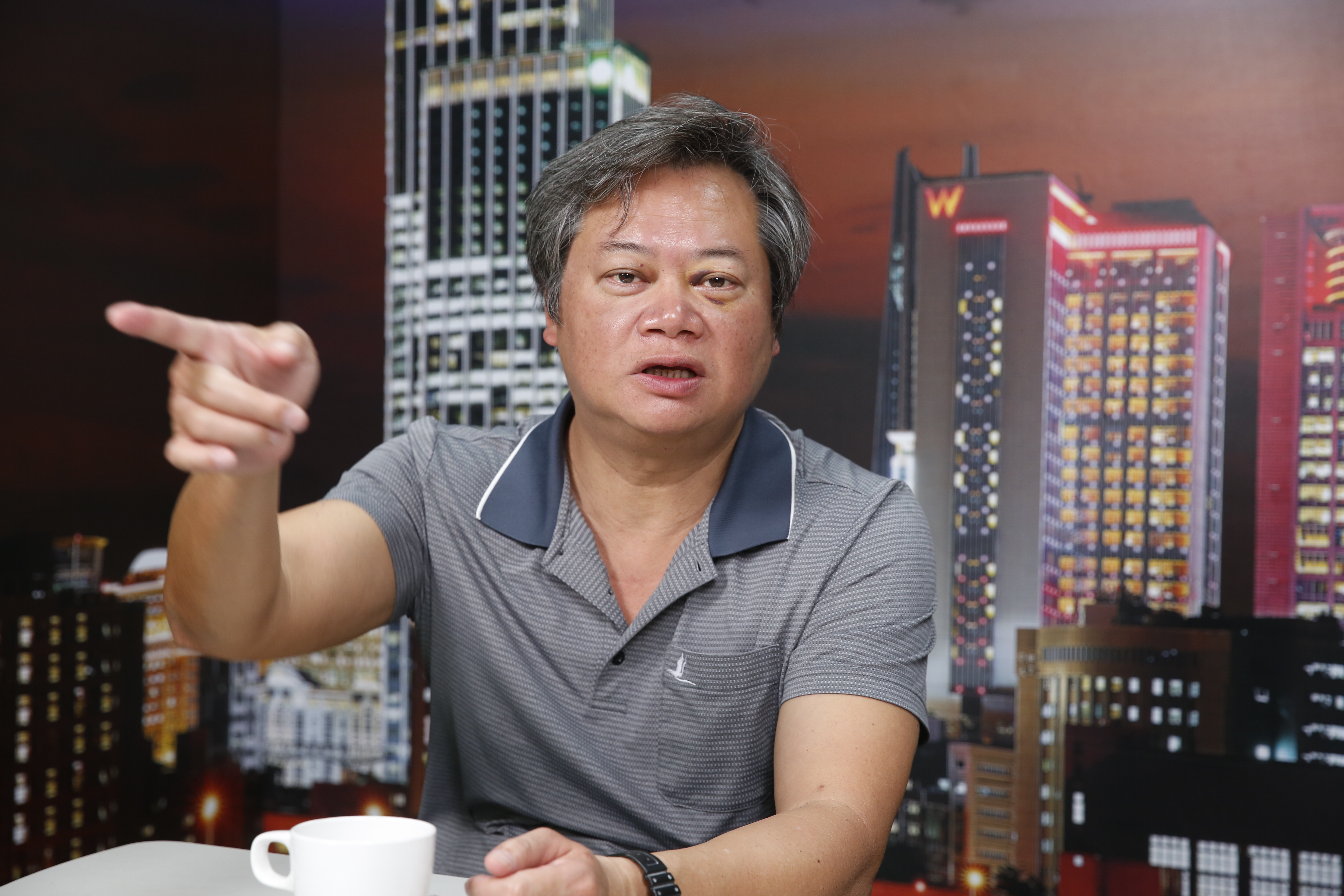 不敗教主陳重銘認為，隨著除權息股利流入市場，將帶給台股新一波上漲動能。