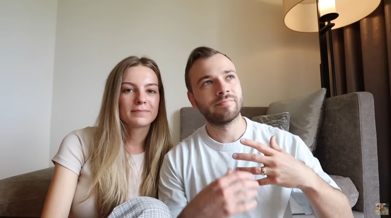 莫彩曦夫婦遭酸台灣有事就落跑，讓他們特地拍影片回應。（翻攝自莫彩曦Hailey YouTube）