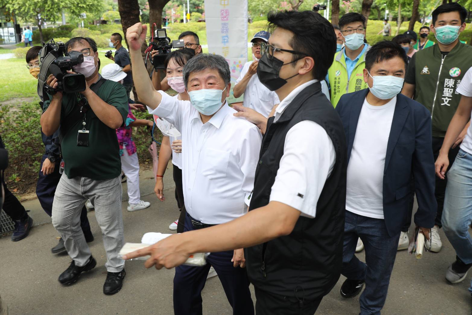 陳時中今上午針對內湖交通壅塞的問題提出解方；下午他則出席中醫嘉年華活動現場。