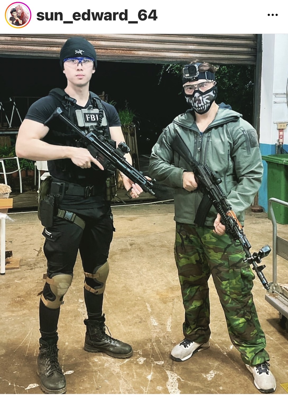孫安佐在射擊場直播和粉絲無話不談。(翻攝孫安佐IG)