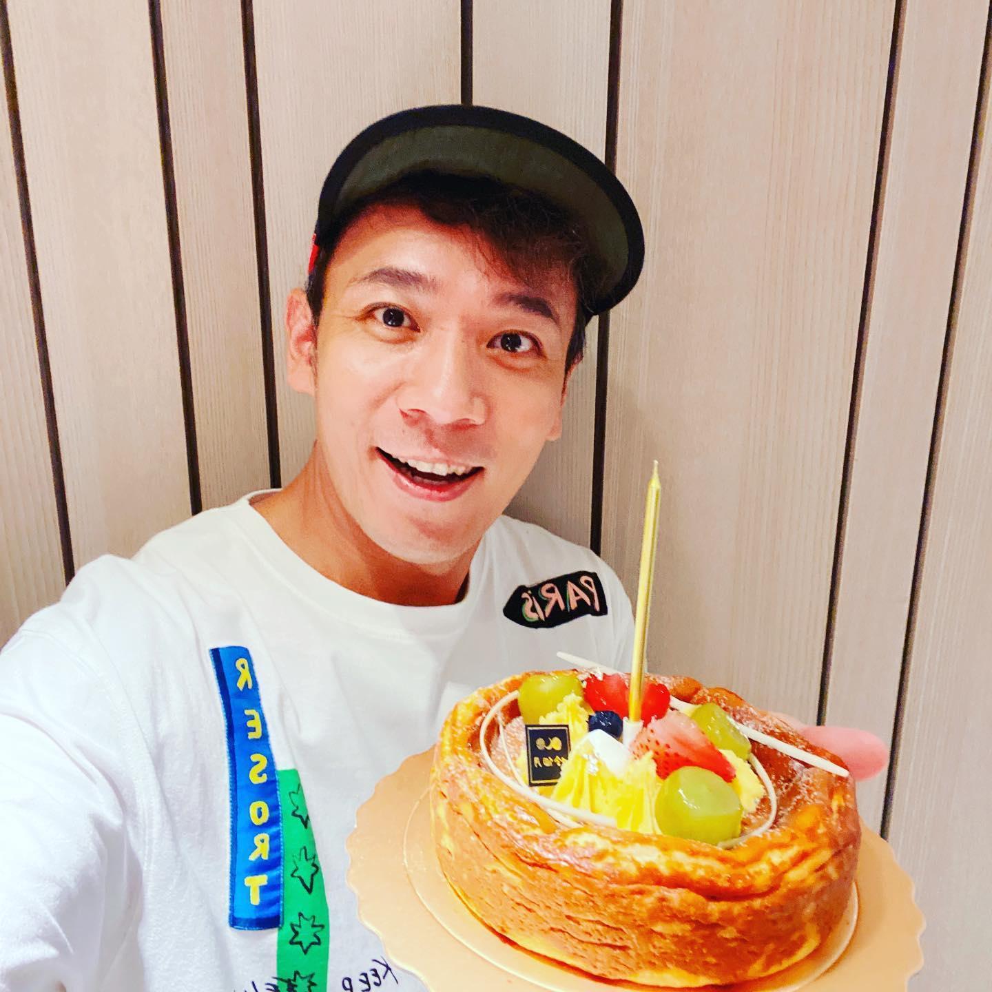 香蕉哥哥是第一代碩果僅存的水果家族成員。(翻攝香蕉哥哥臉書)
