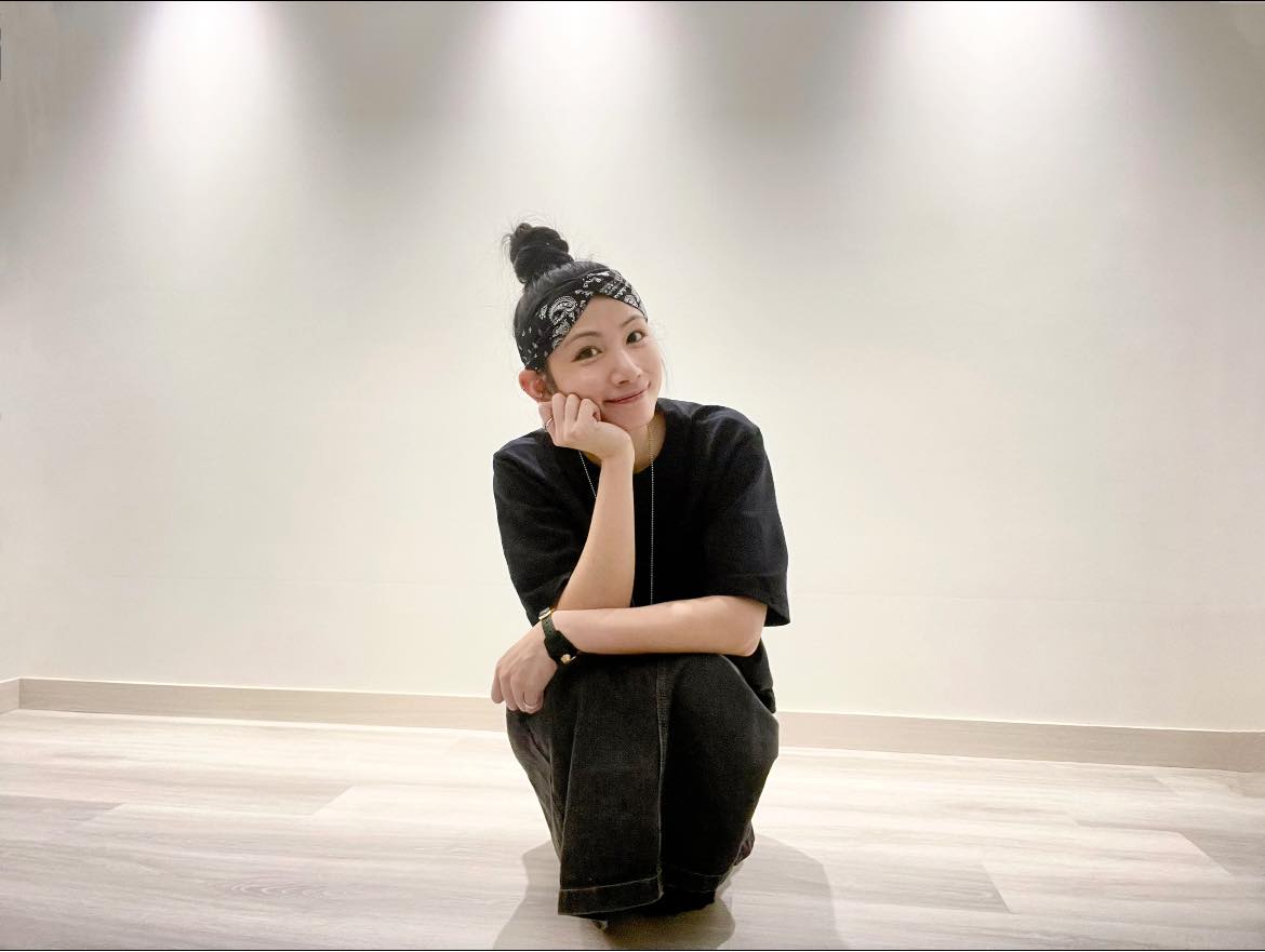 女星李千娜（李千那）趁著父親節，決定將藝名從「李千那」改回本名「李千娜」。（翻攝李千娜臉書）