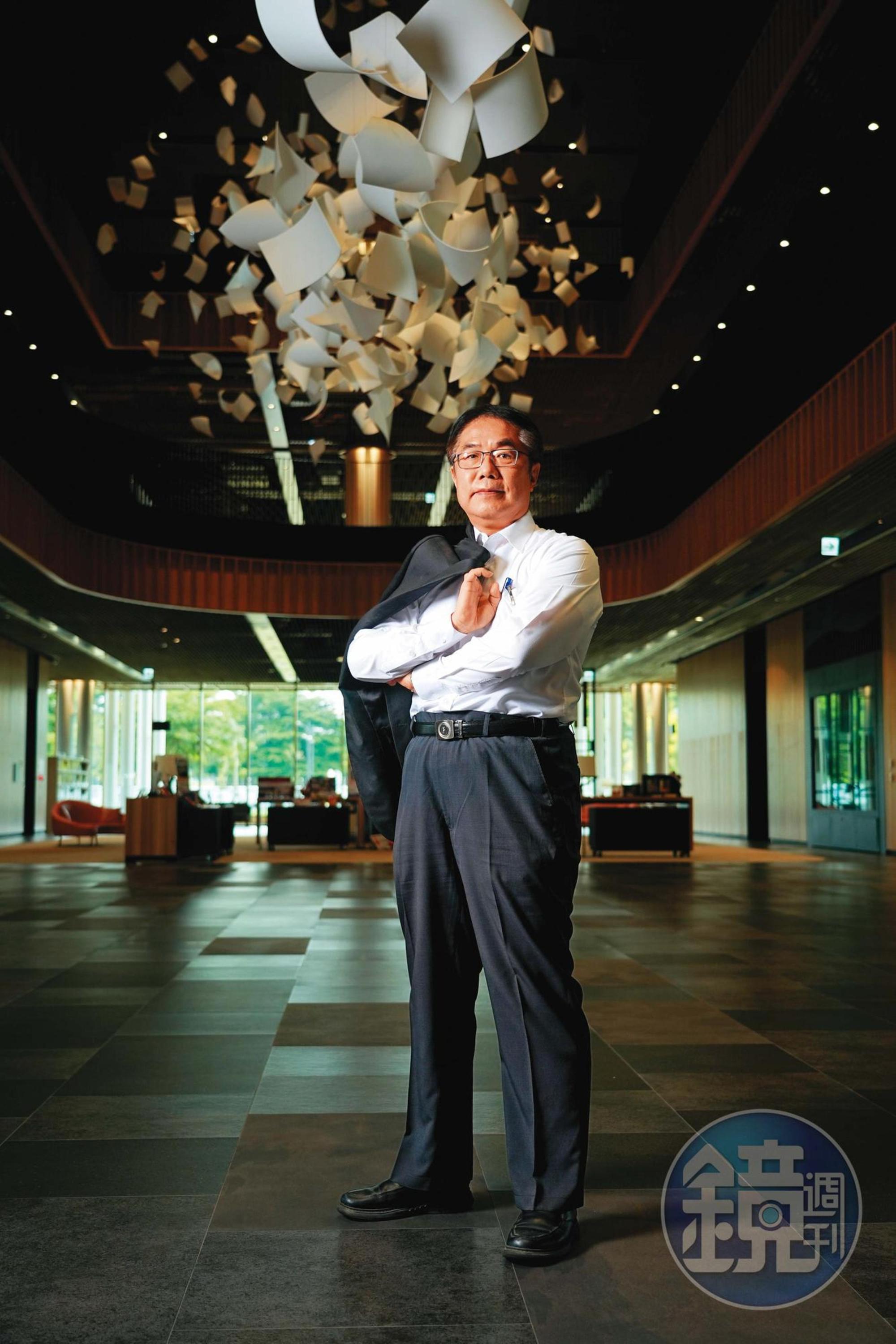 台南市長黃偉哲爭取市民認同,期待連任後落實更多市政願景。