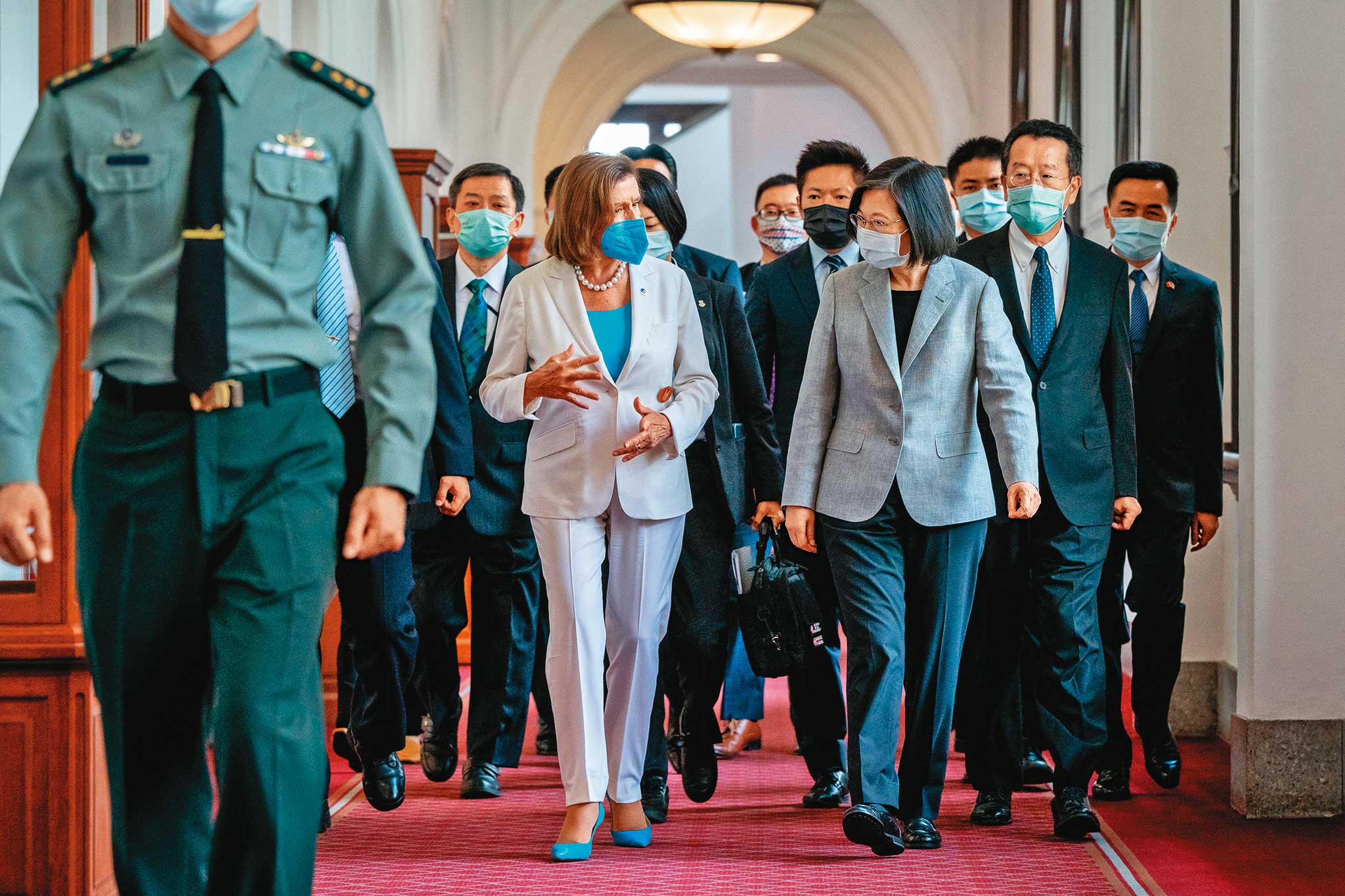 裴洛西抵台前約1週,我方高層即密切透過大小臨時會議,沙盤推演外交、國防上的應對。(總統府提供)
