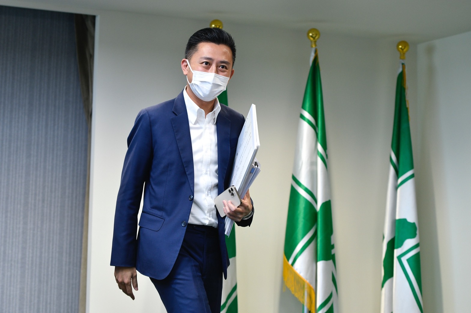 林智堅競辦今回應關於台大學倫會通知時序的前後順序，盼回歸法律面討論。