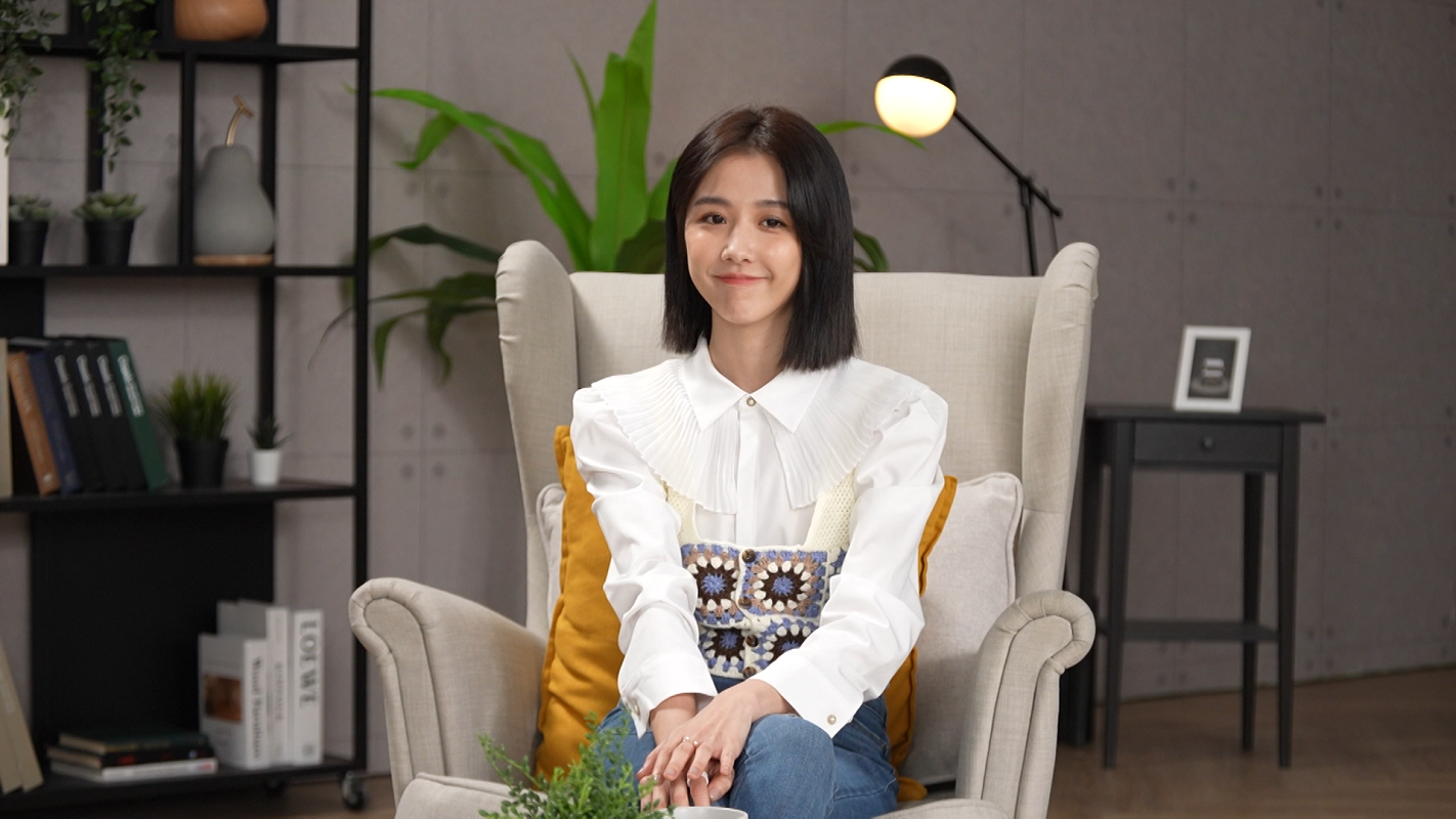 邵雨薇上節目大方分享與吳慷仁戀情。（鏡新聞提供）