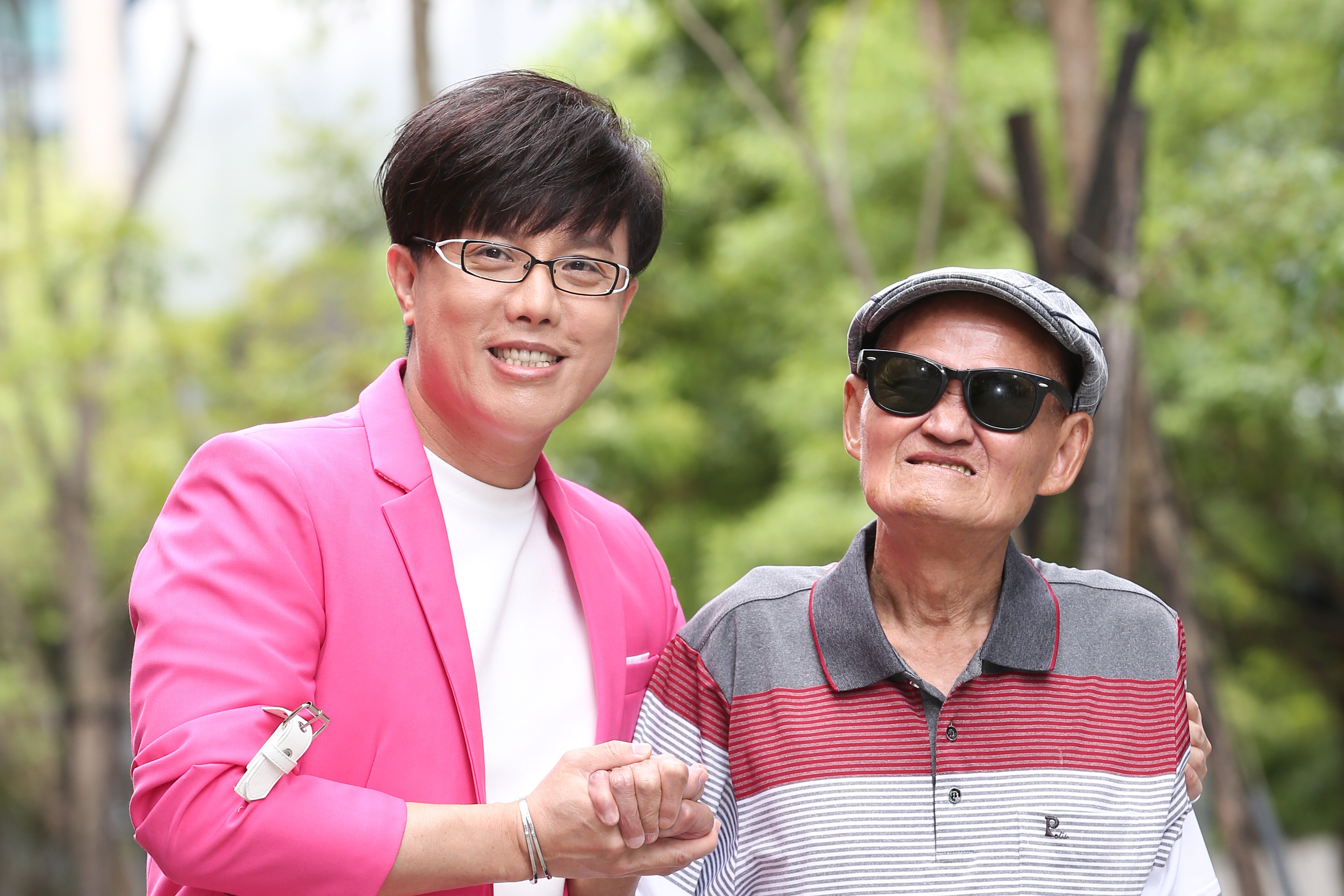 馮偉傑邀請貴人李炳輝擔任嘉賓。