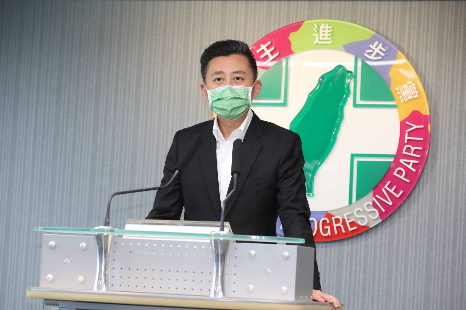 林智堅宣布退選桃園市市長。