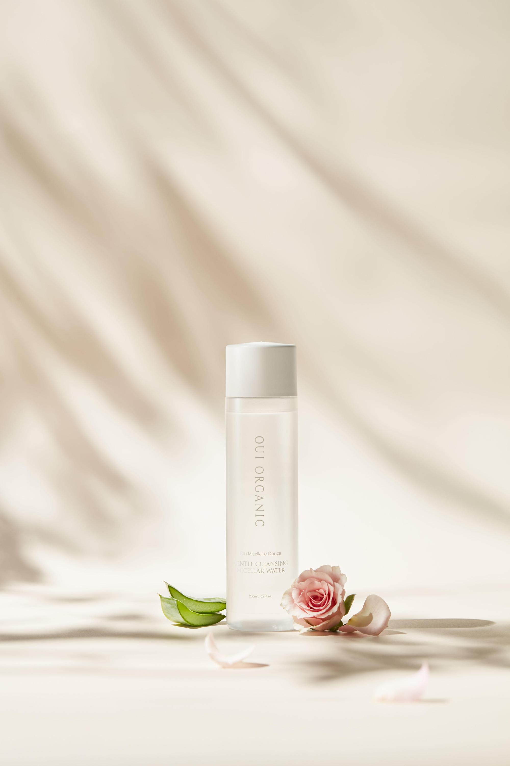 玫瑰保濕修護卸妝水 200ml NT$1,030 OUI ORGANIC 唯有機。(OUI ORGANIC 唯有機提供)