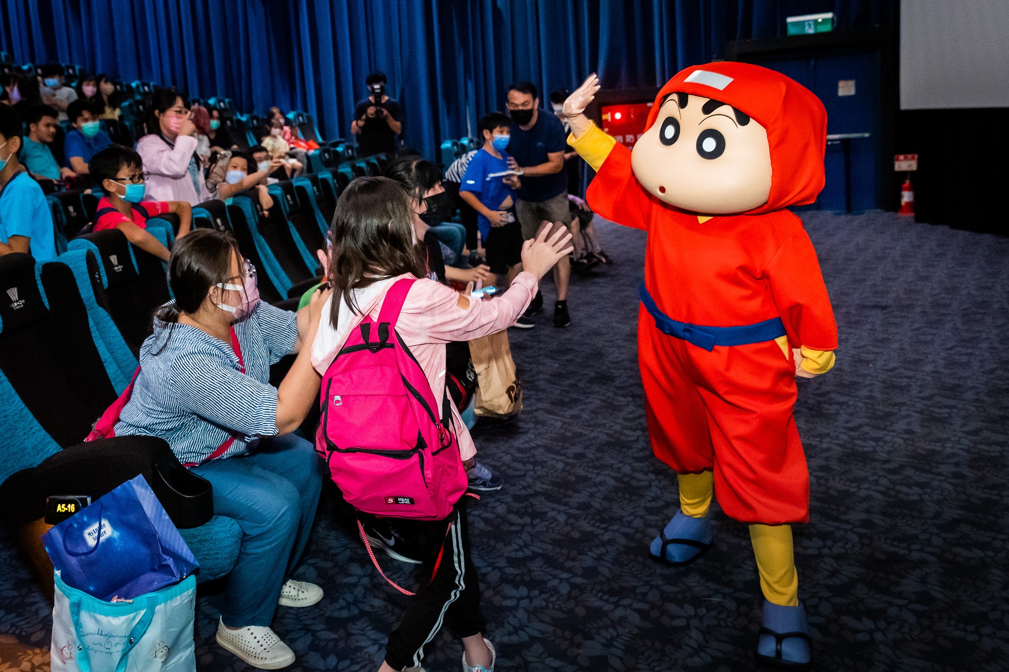 《蠟筆小新》劇場版大多於暑假檔期在台上映。圖為《幽靈忍者珍風傳》特映會現場。（翻攝自木棉花臉書）