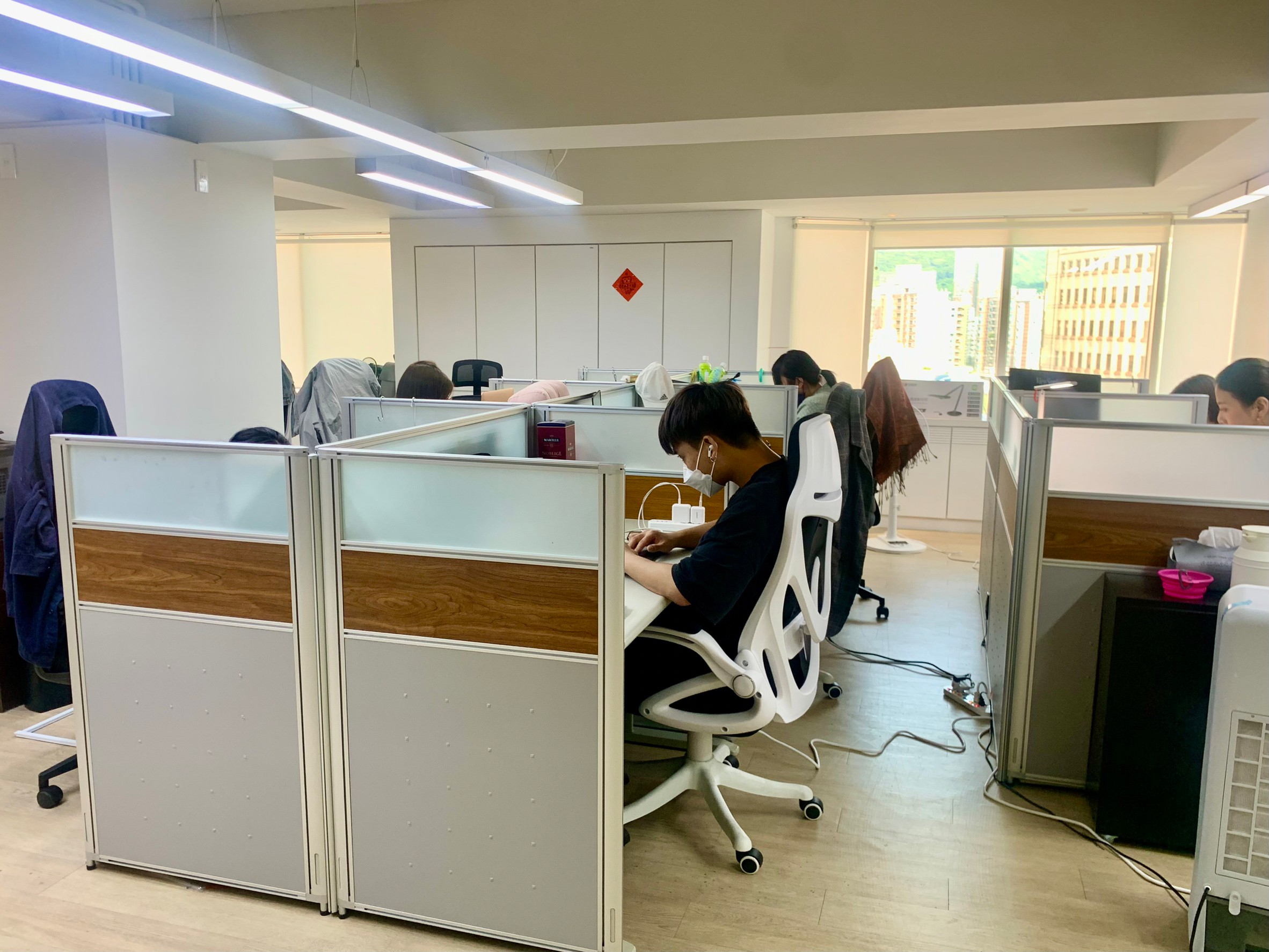 現代人因為上班習性常常一坐就超過8小時。