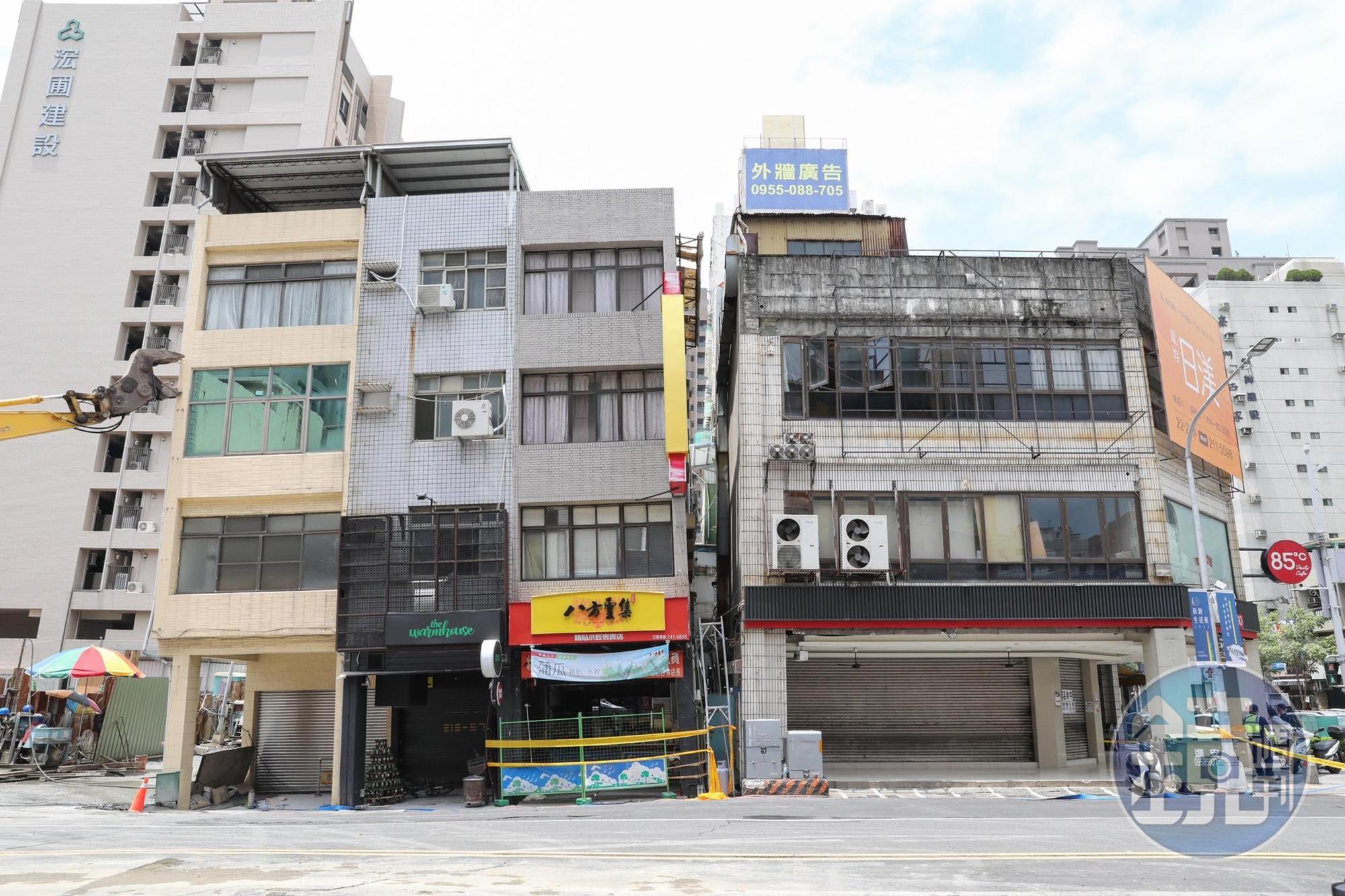 高雄市前金區自強一路之建案工地今年2度造成道路坍塌，附近民宅也受害。