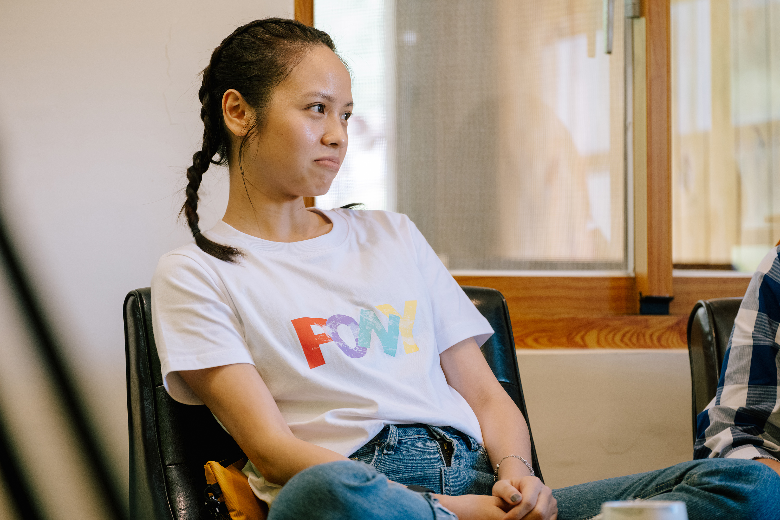 黃姵嘉錄影被感動到哽咽。（桂田文化藝術基金會提供）