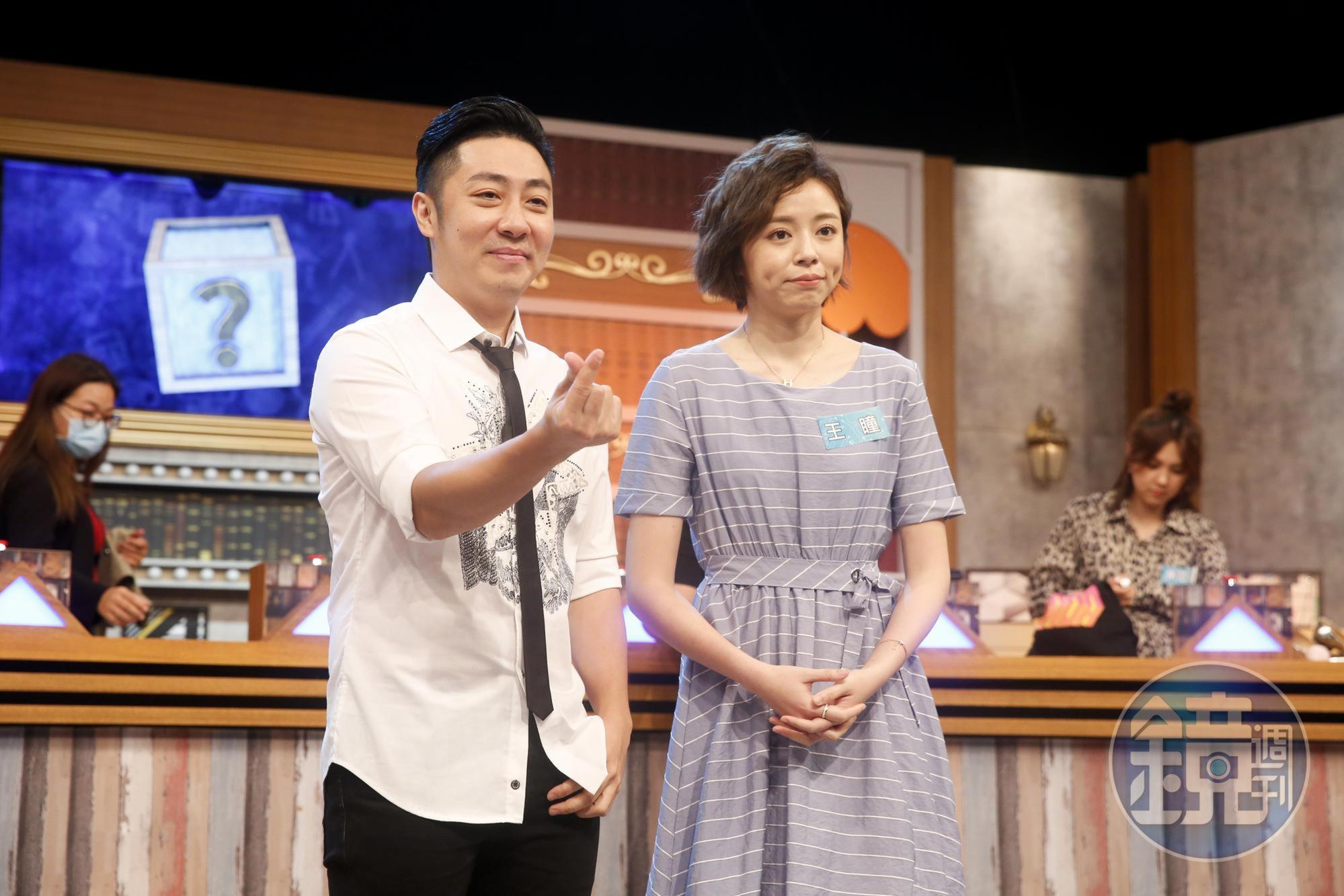 艾成原本2022要迎接出道20週年,卻選擇了輕生。王瞳則在親友的幫忙下處理後事。(本刊資料照)