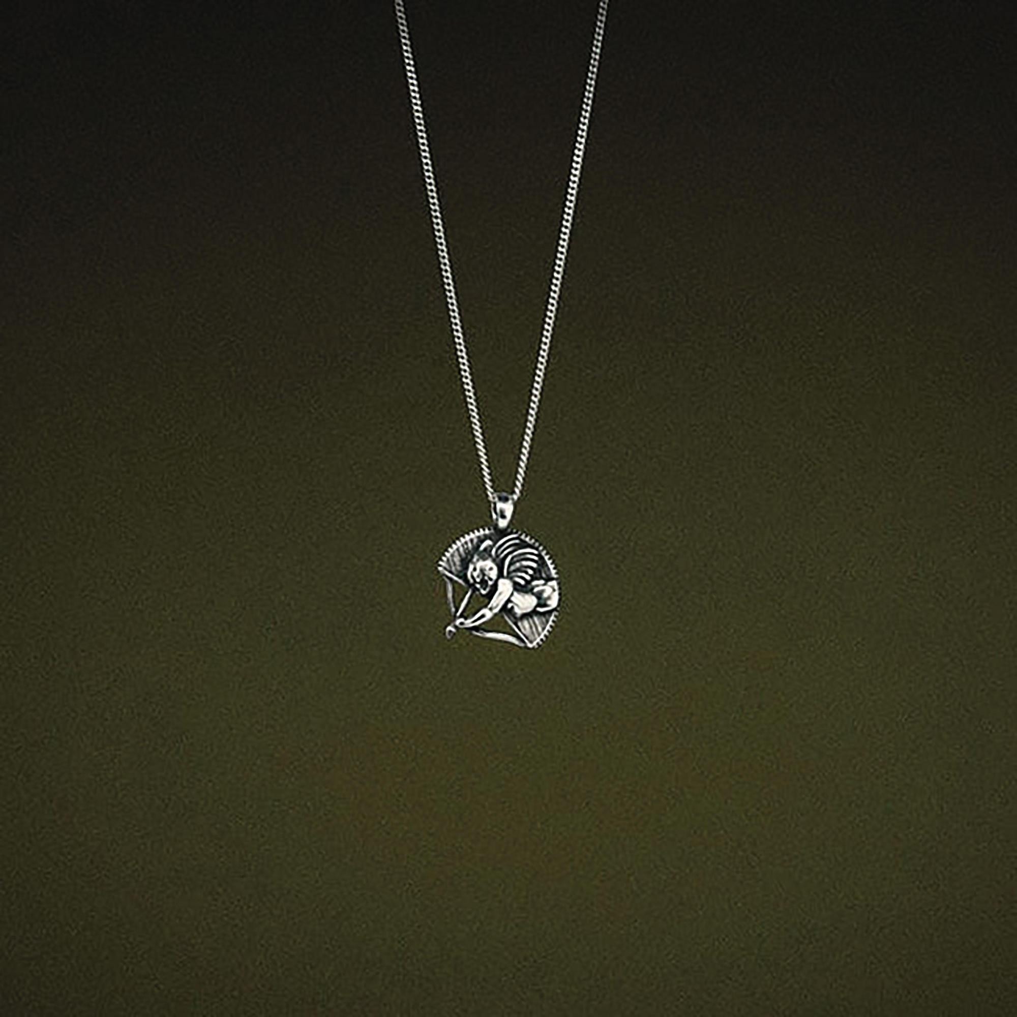 Cupid鍍銀項鍊。NT$1,980。(ARTIFACTS提供)