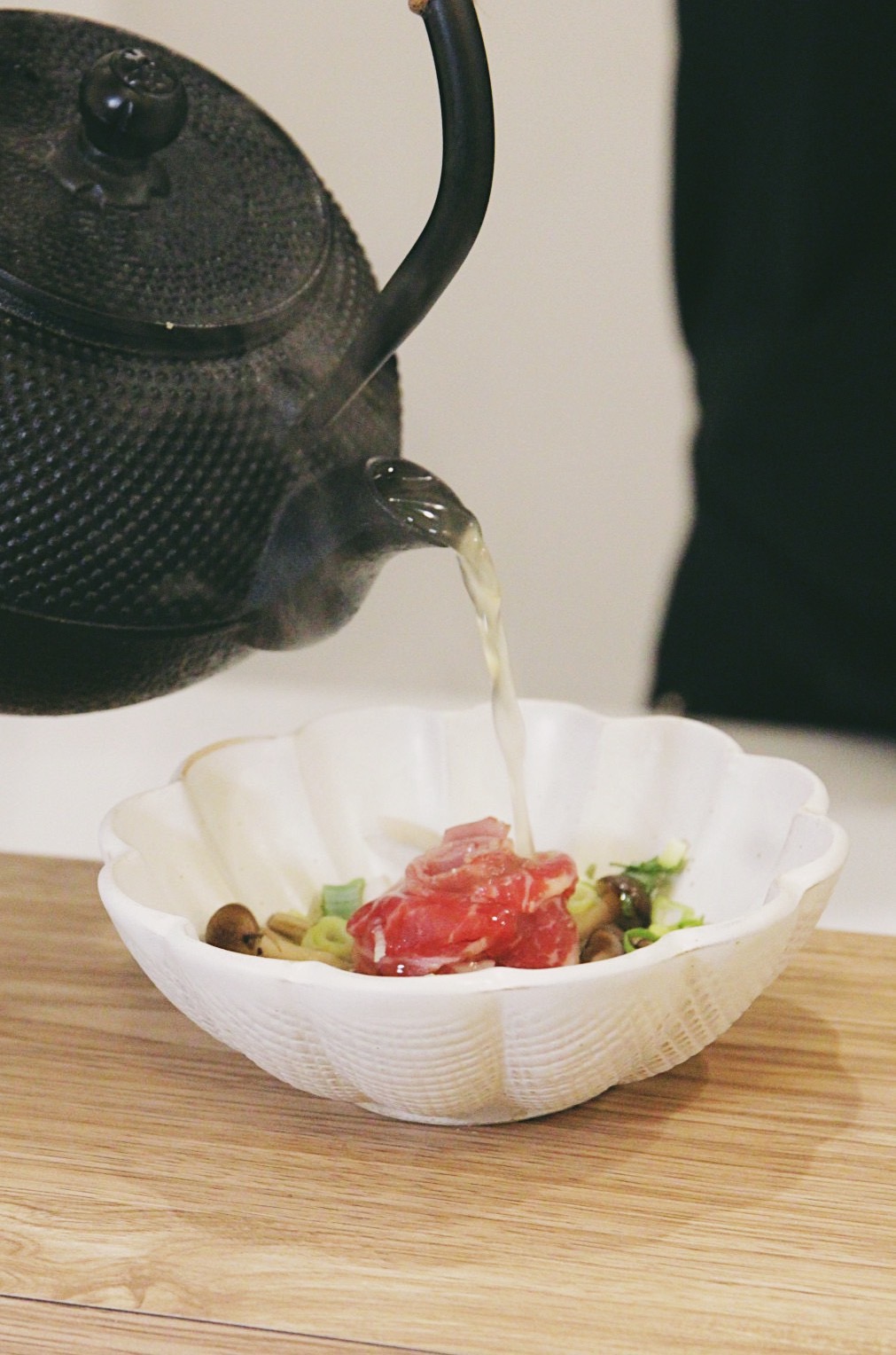 「手沖牛肉湯」溫潤順口，暖胃也暖心。