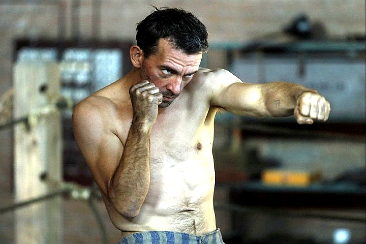 彼得葛洛瓦茲基為扮演波蘭史上的傳奇拳王，減去1/4的體重。（海鵬提供）