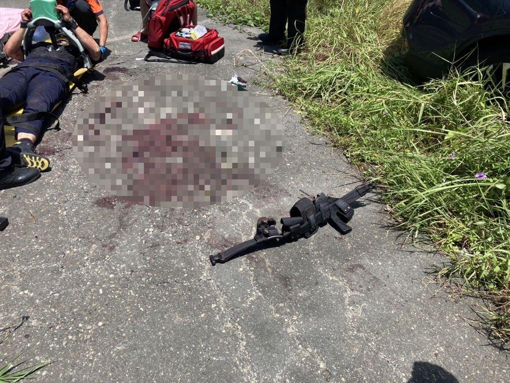 台南2名員警疑似追查竊盜通緝犯時遭受攻擊,雙雙失去生命跡象。(翻攝畫面)