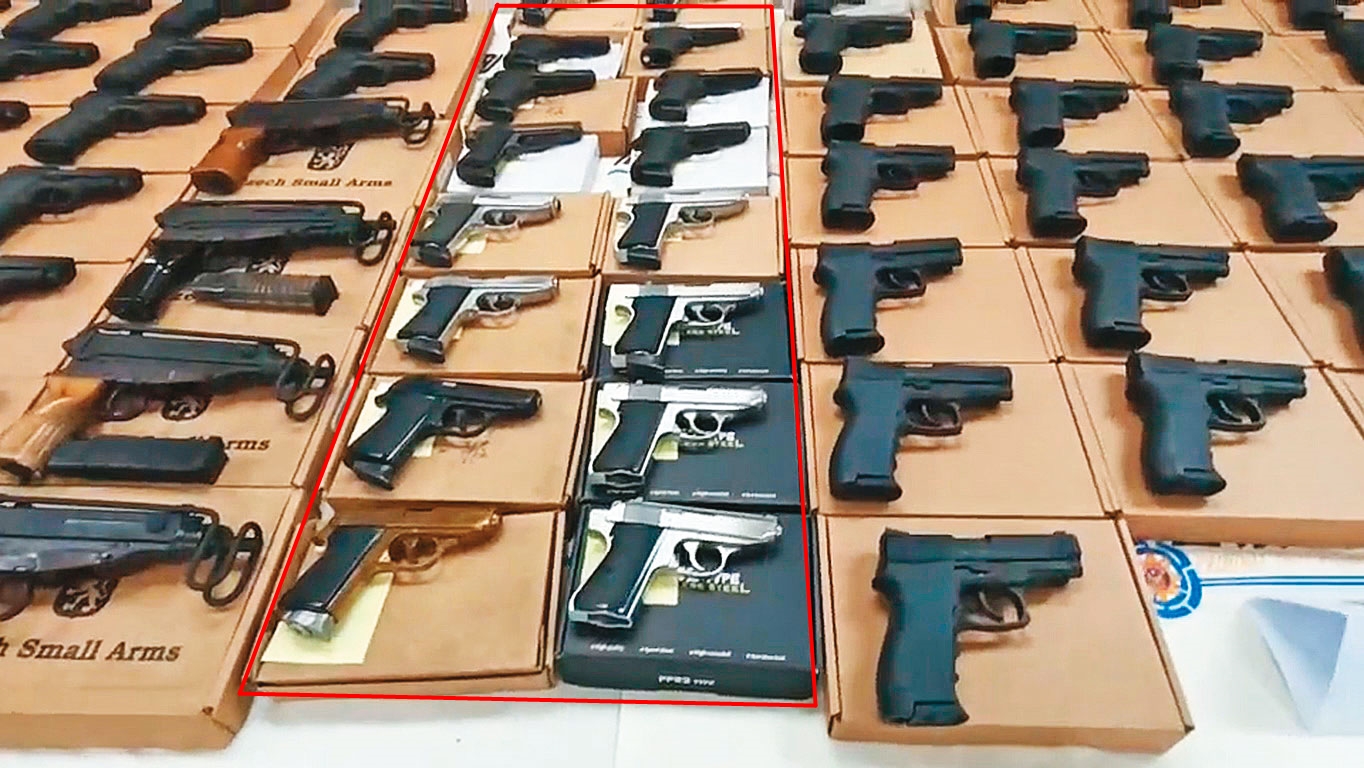 近年台灣黑槍氾濫，中國製PPK改造手槍（紅框處）數量不少。