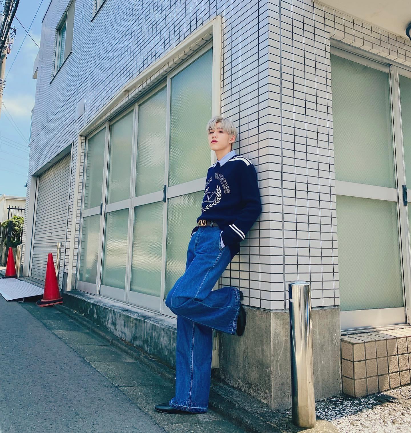 在東京街頭，PP也展演了不一樣的帥氣與中性的魅力。（@pp.kritt IG ）