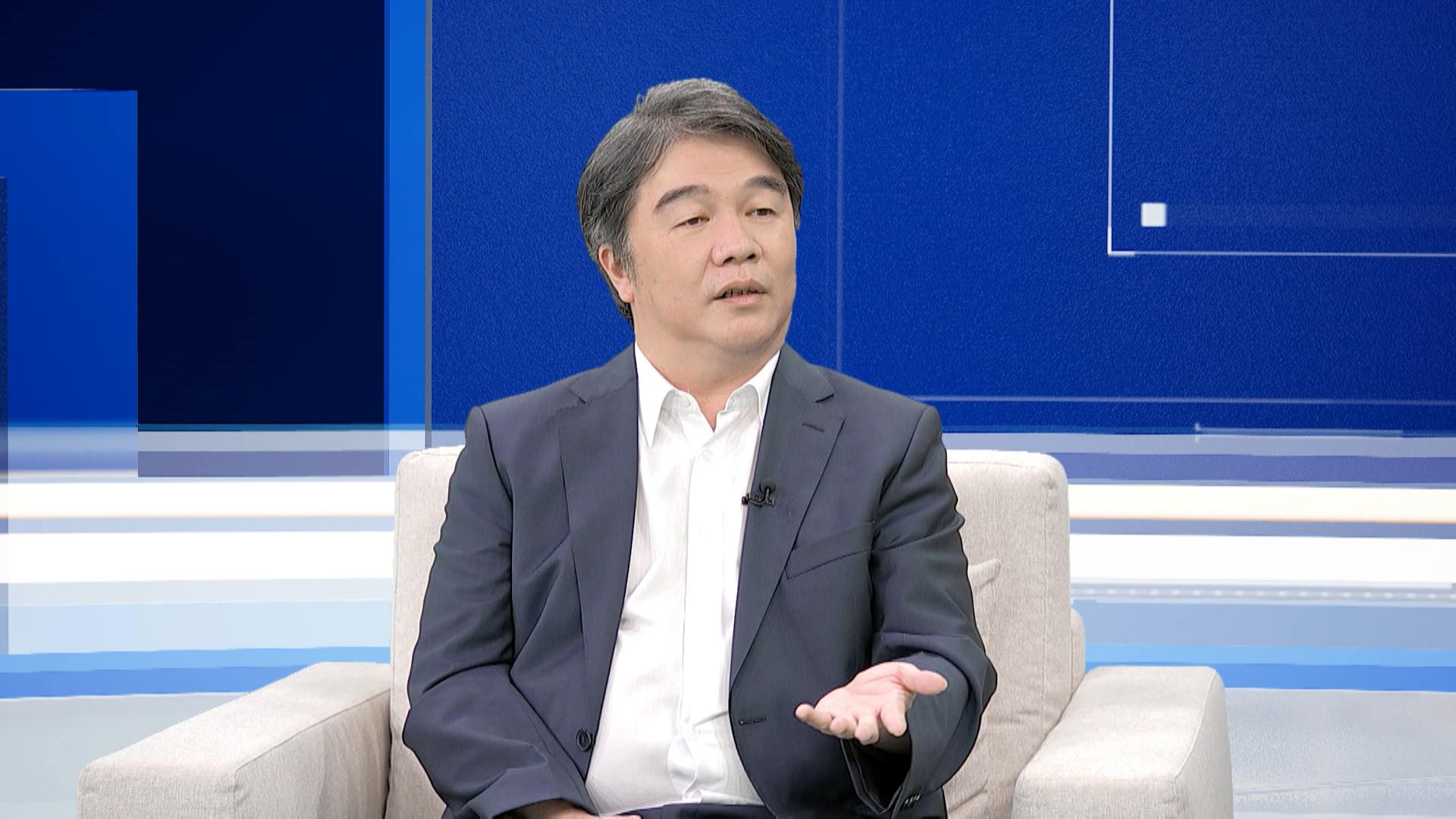 疫情指揮中心指揮官王必勝今（25）日接受《鏡新聞調查報告》專訪。（鏡新聞提供）